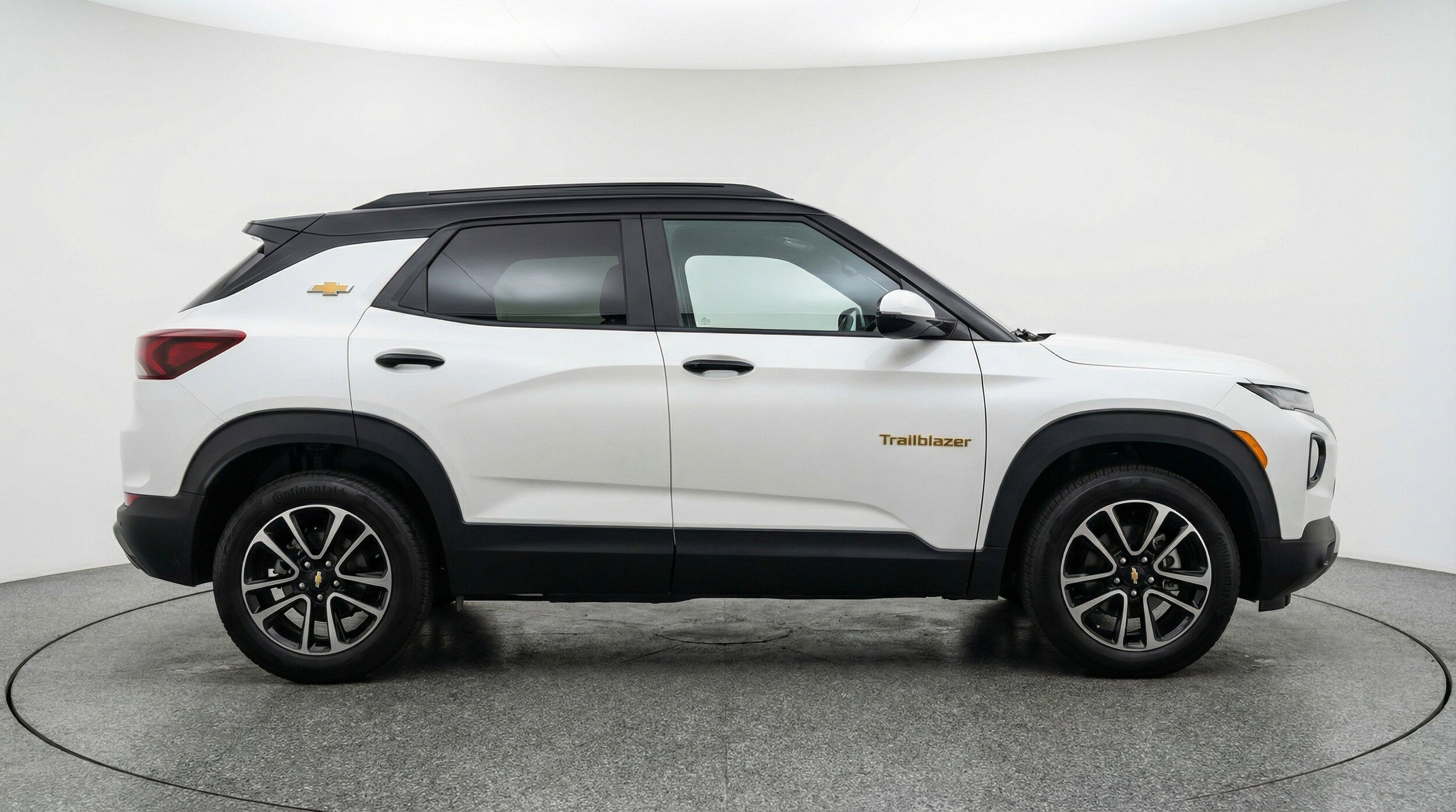 Thumbnail: 2025 Chevrolet TrailBlazer - 11