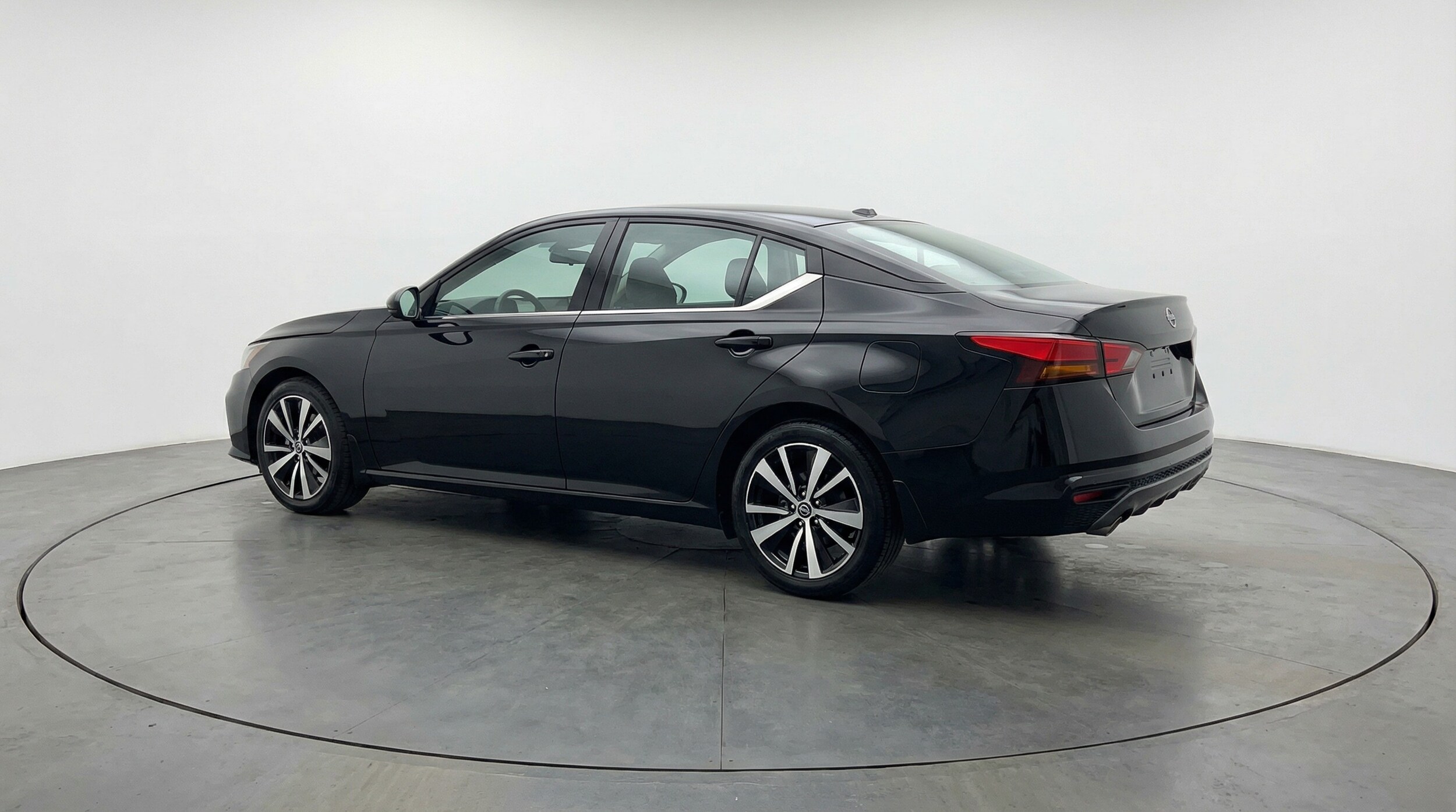 Thumbnail: 2025 Nissan Altima - 5