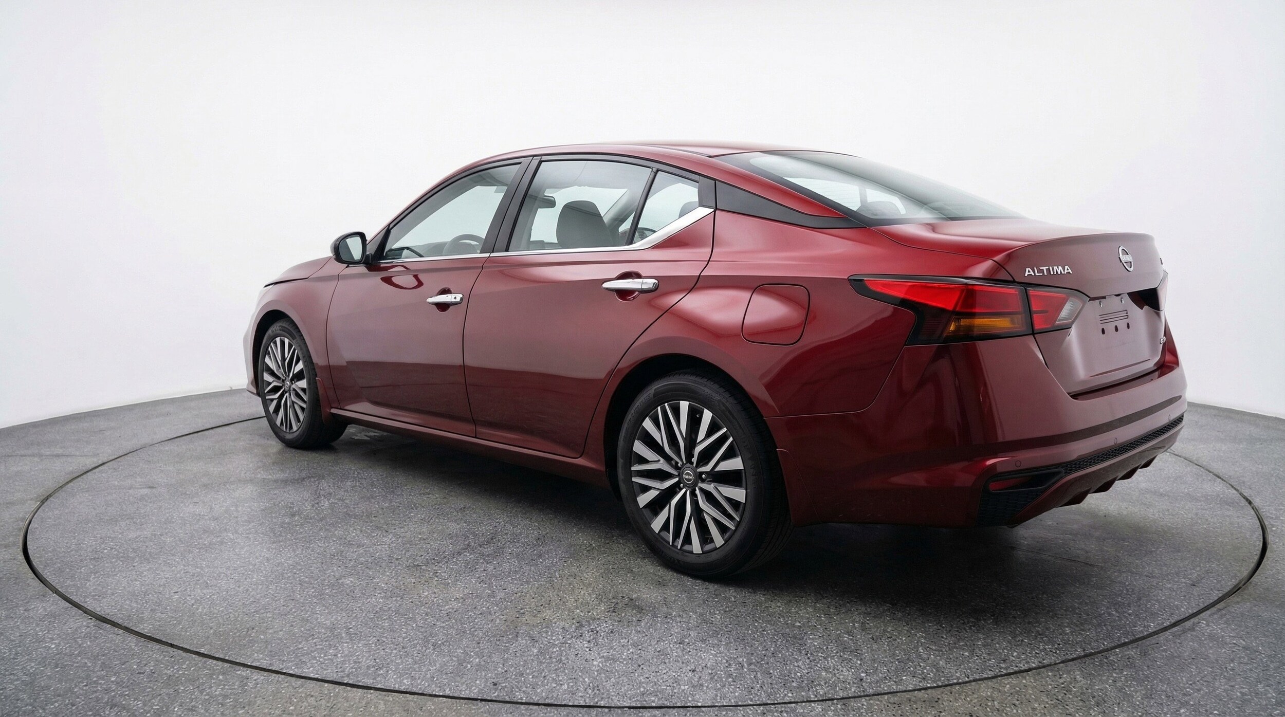 Thumbnail: 2025 Nissan Altima - 6