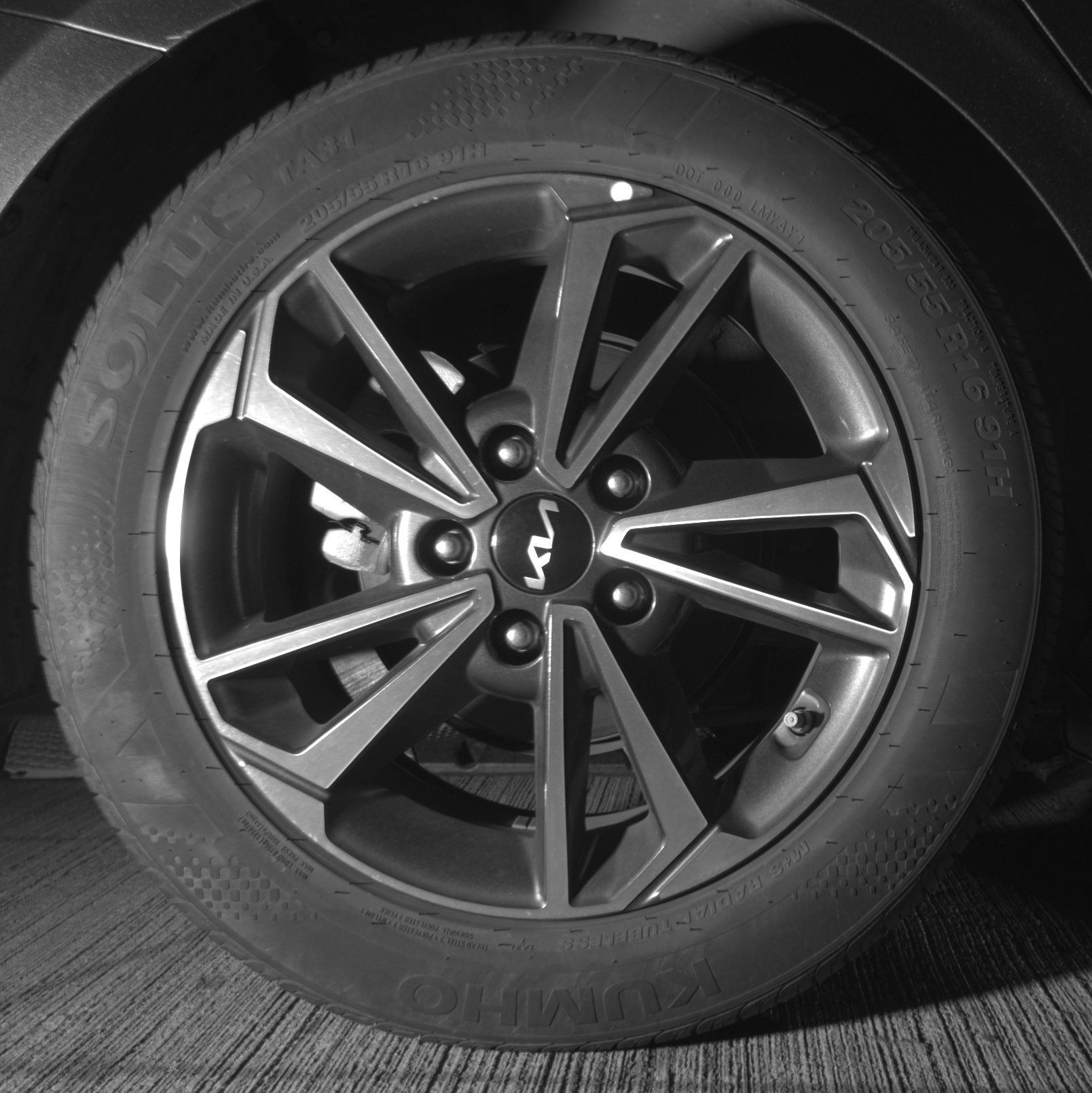 Thumbnail: 2024 Kia Forte - 20