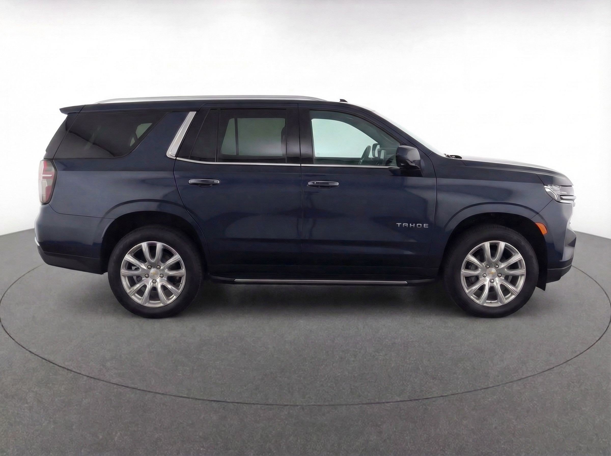 Thumbnail: 2023 Chevrolet Suburban - 11