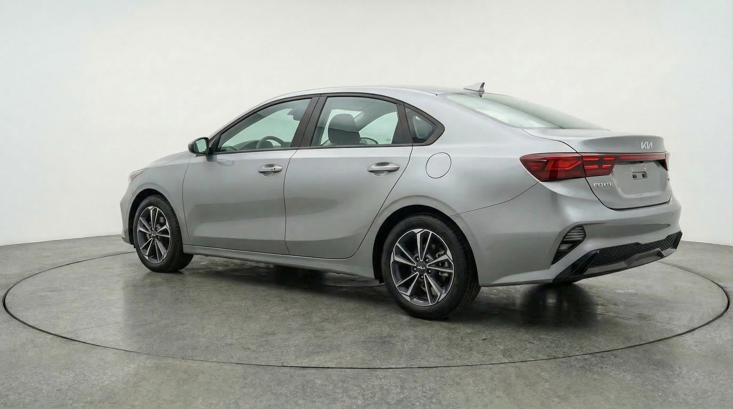 Thumbnail: 2024 Kia Forte - 6