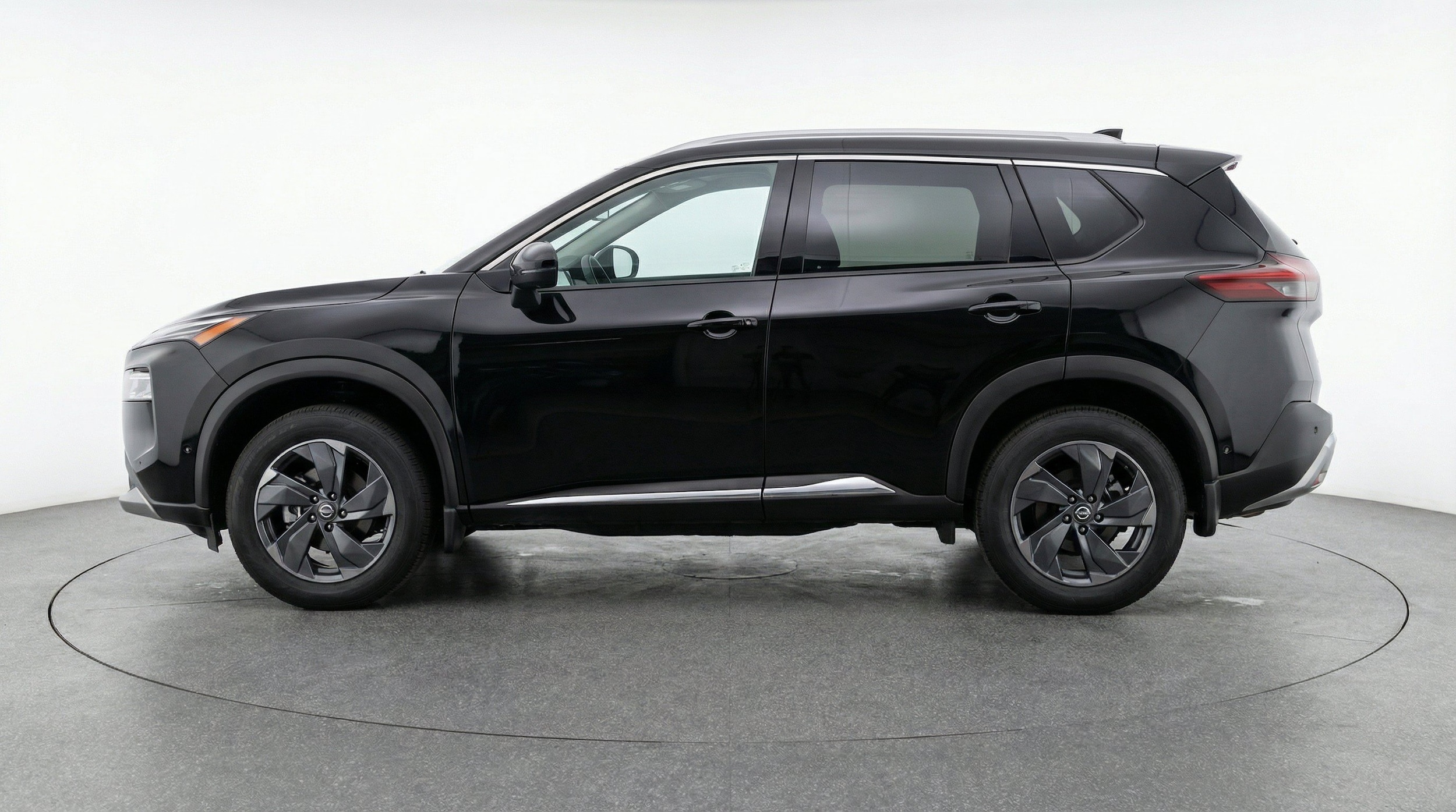 Thumbnail: 2025 Nissan Rogue - 5
