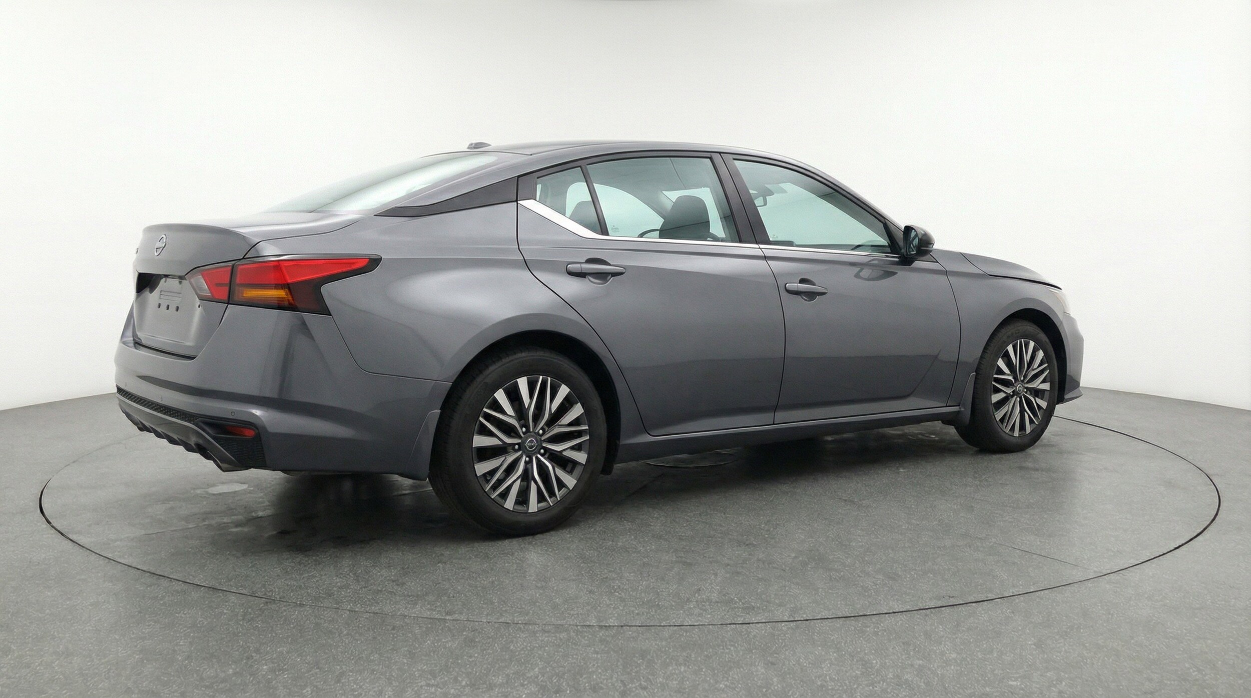 Thumbnail: 2025 Nissan Altima - 9