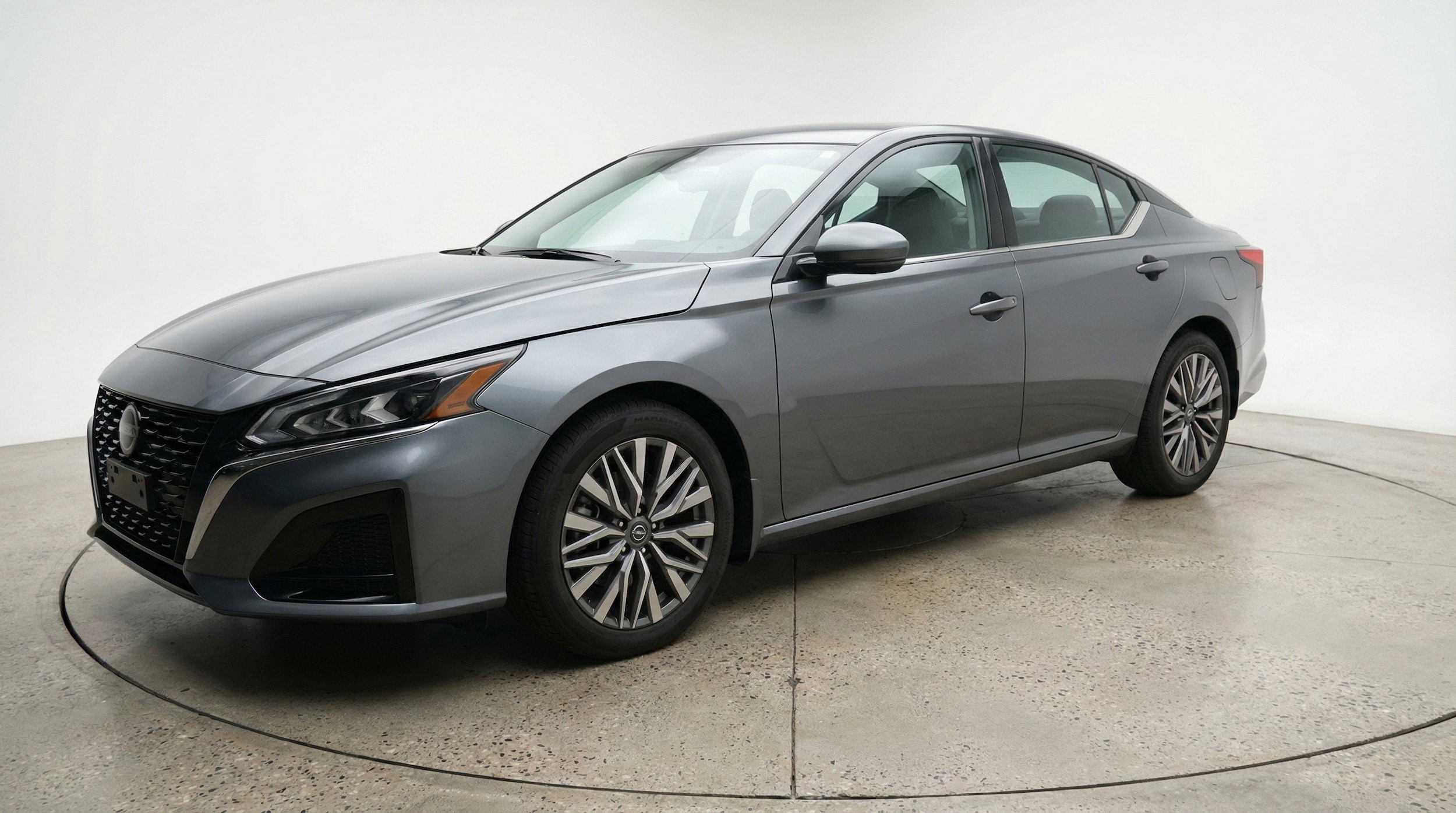 Thumbnail: 2025 Nissan Altima - 3
