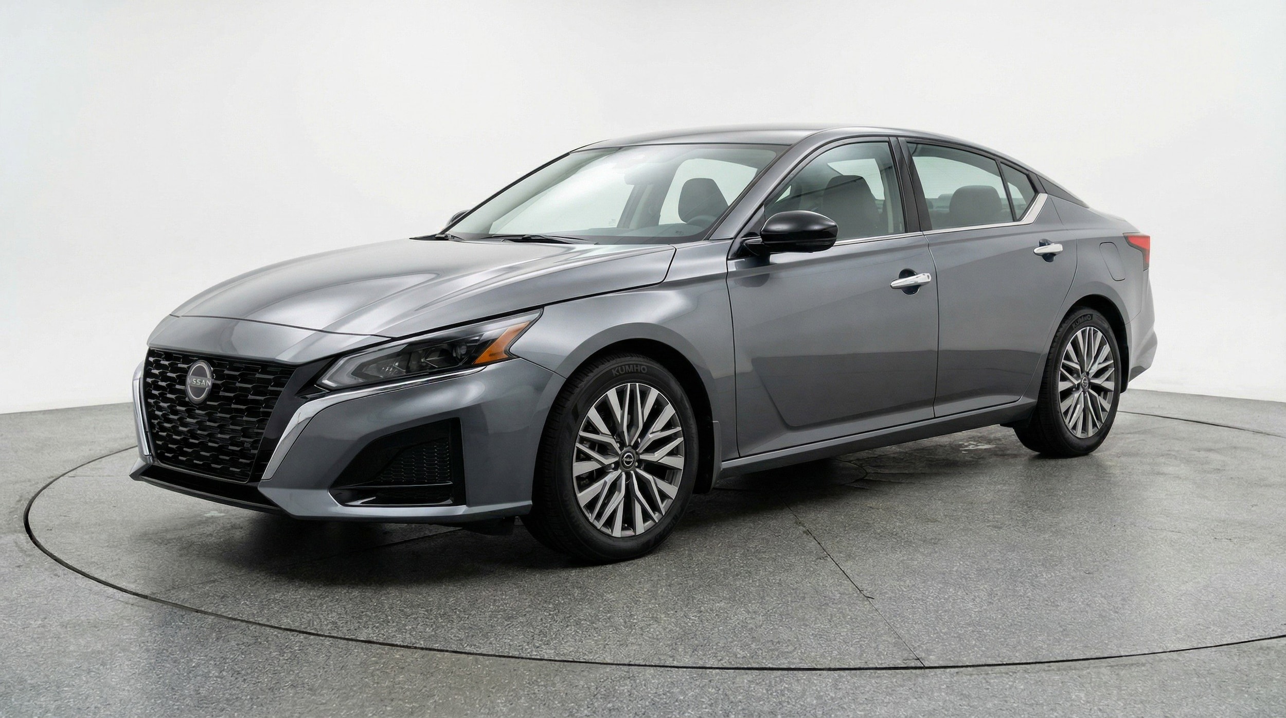 Thumbnail: 2025 Nissan Altima - 3