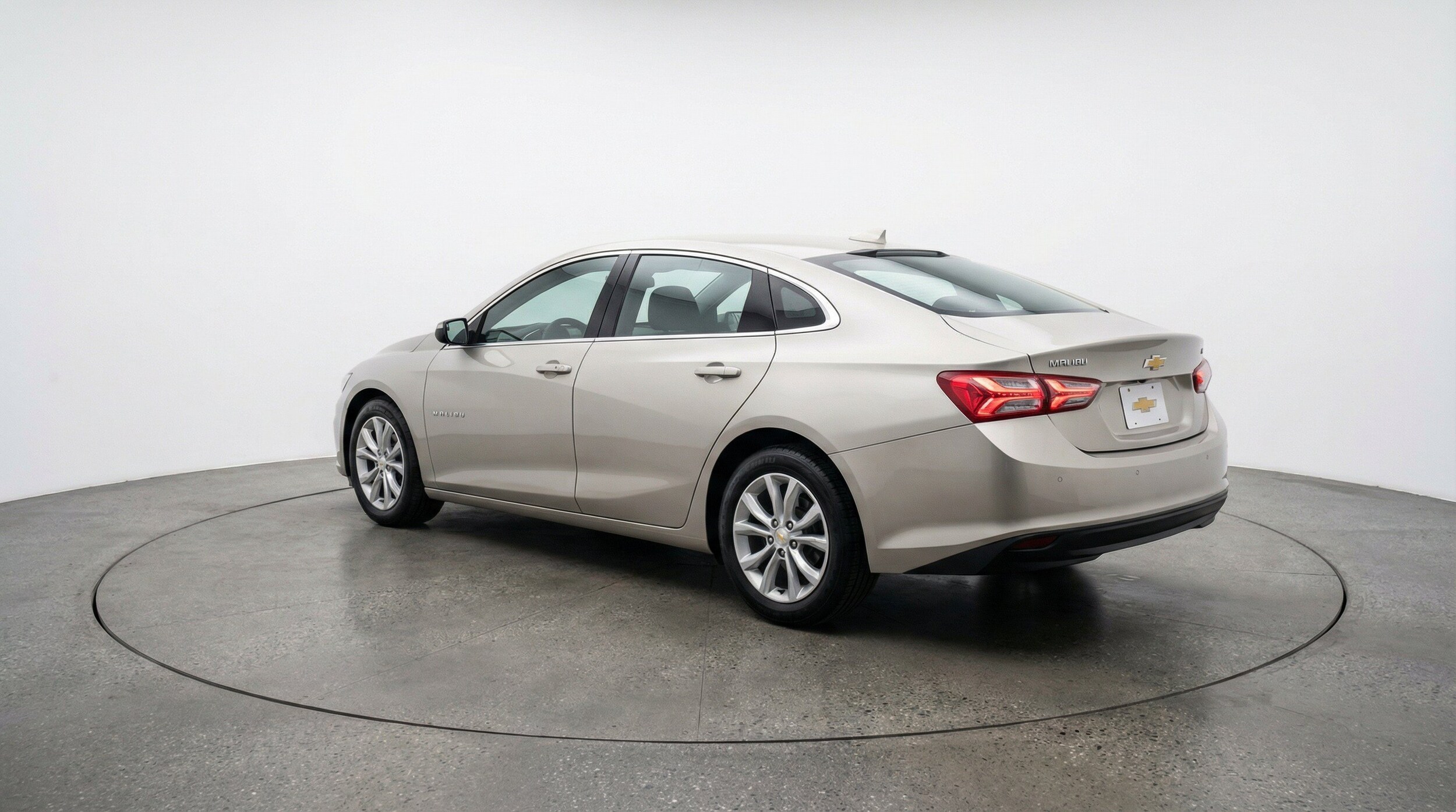 Thumbnail: 2024 Chevrolet Malibu - 6