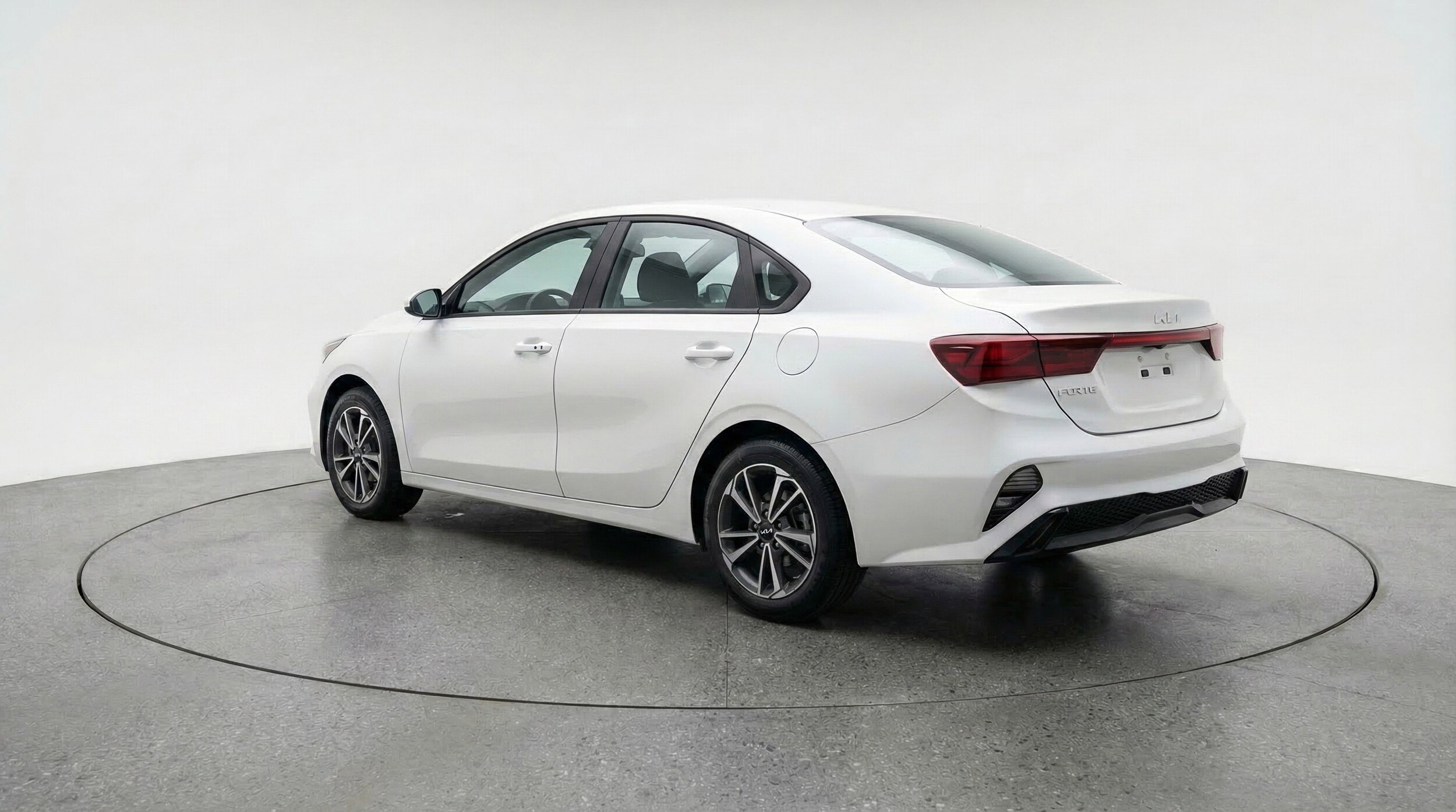 Thumbnail: 2024 Kia Forte - 6