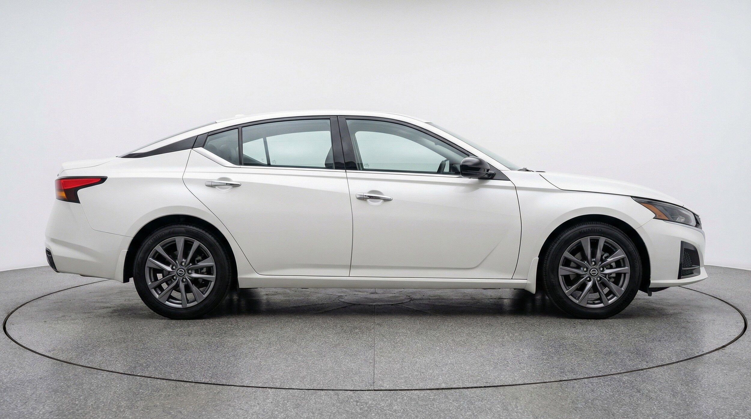 Thumbnail: 2025 Nissan Altima - 11