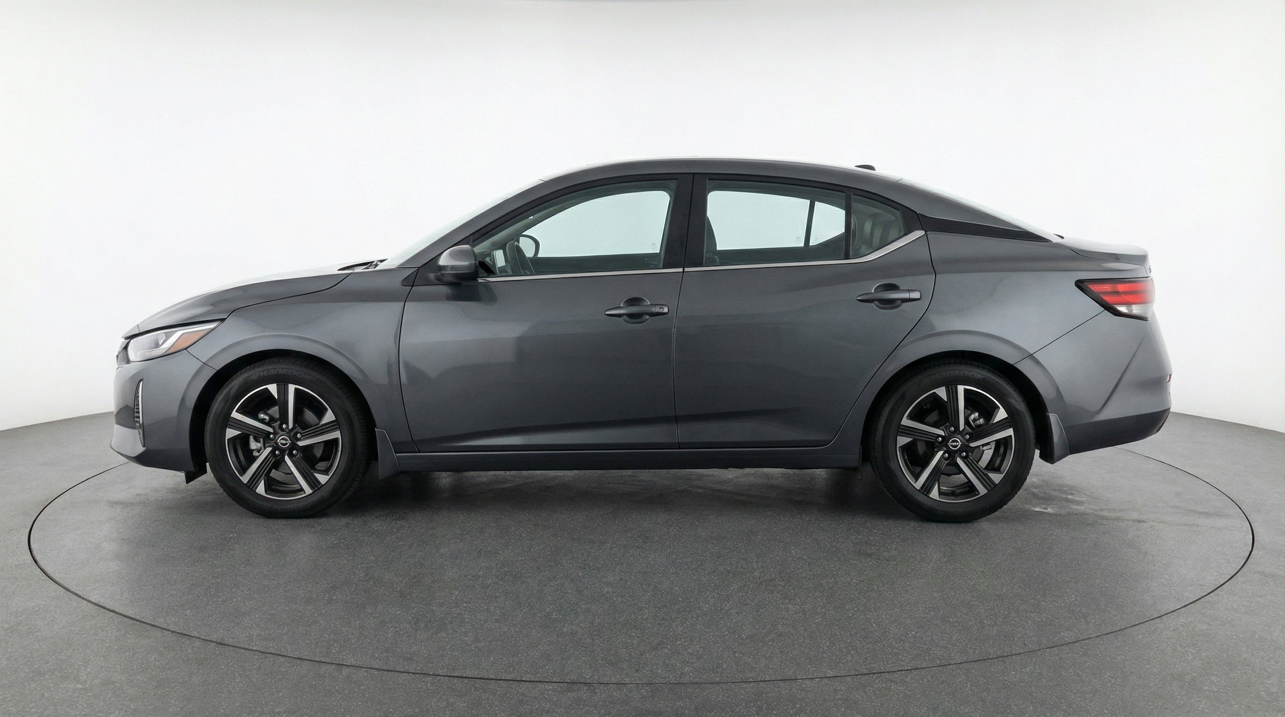 Thumbnail: 2025 Nissan Sentra - 5