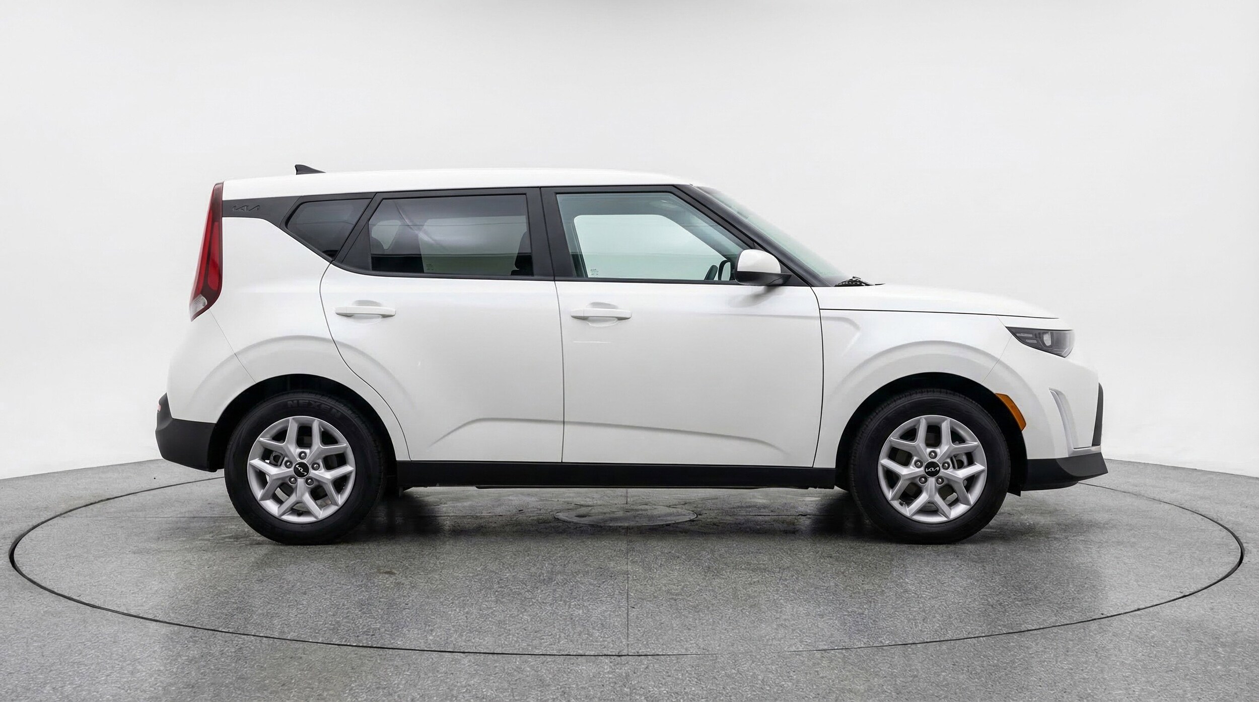Thumbnail: 2025 Kia Soul - 11