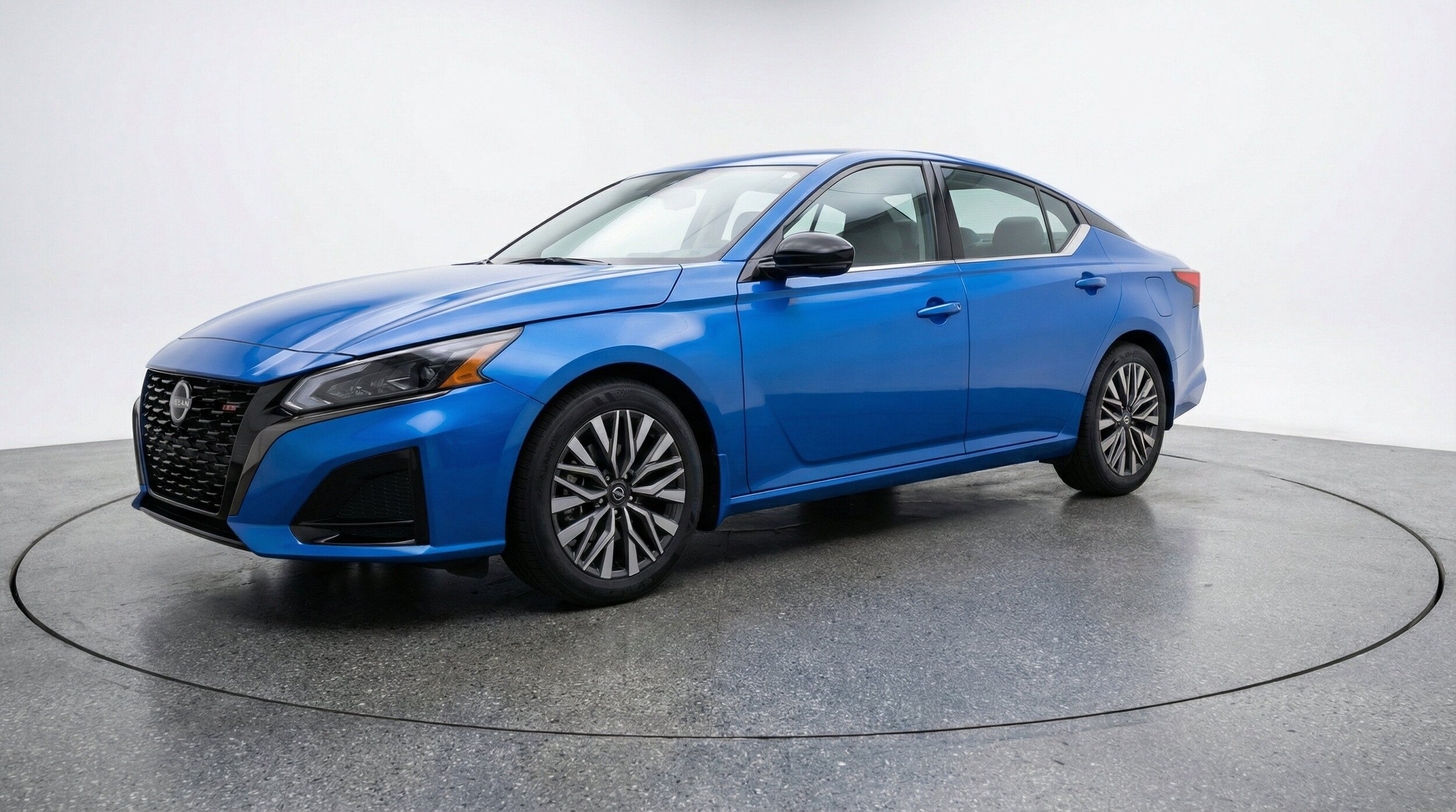 Thumbnail: 2025 Nissan Altima - 3