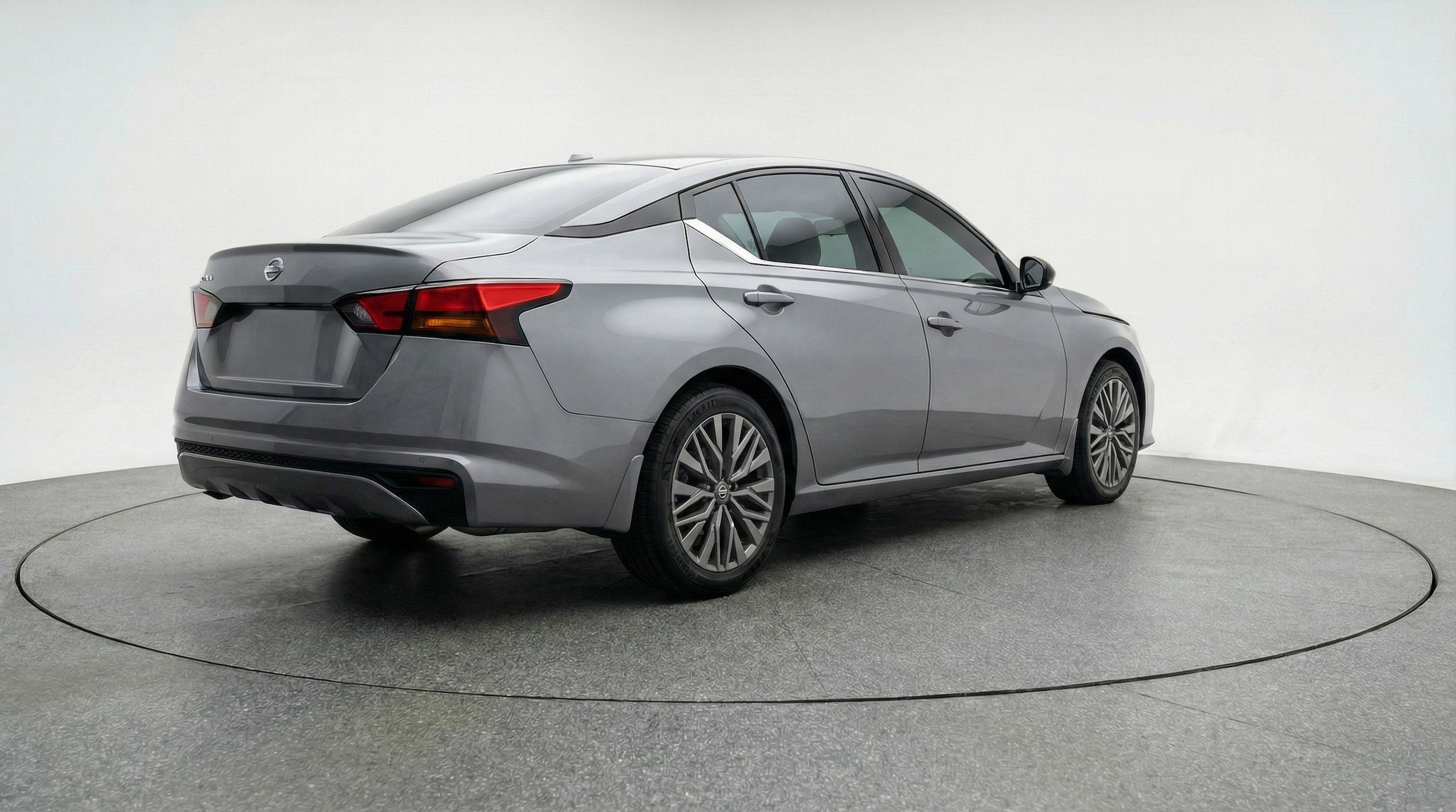 Thumbnail: 2025 Nissan Altima - 9