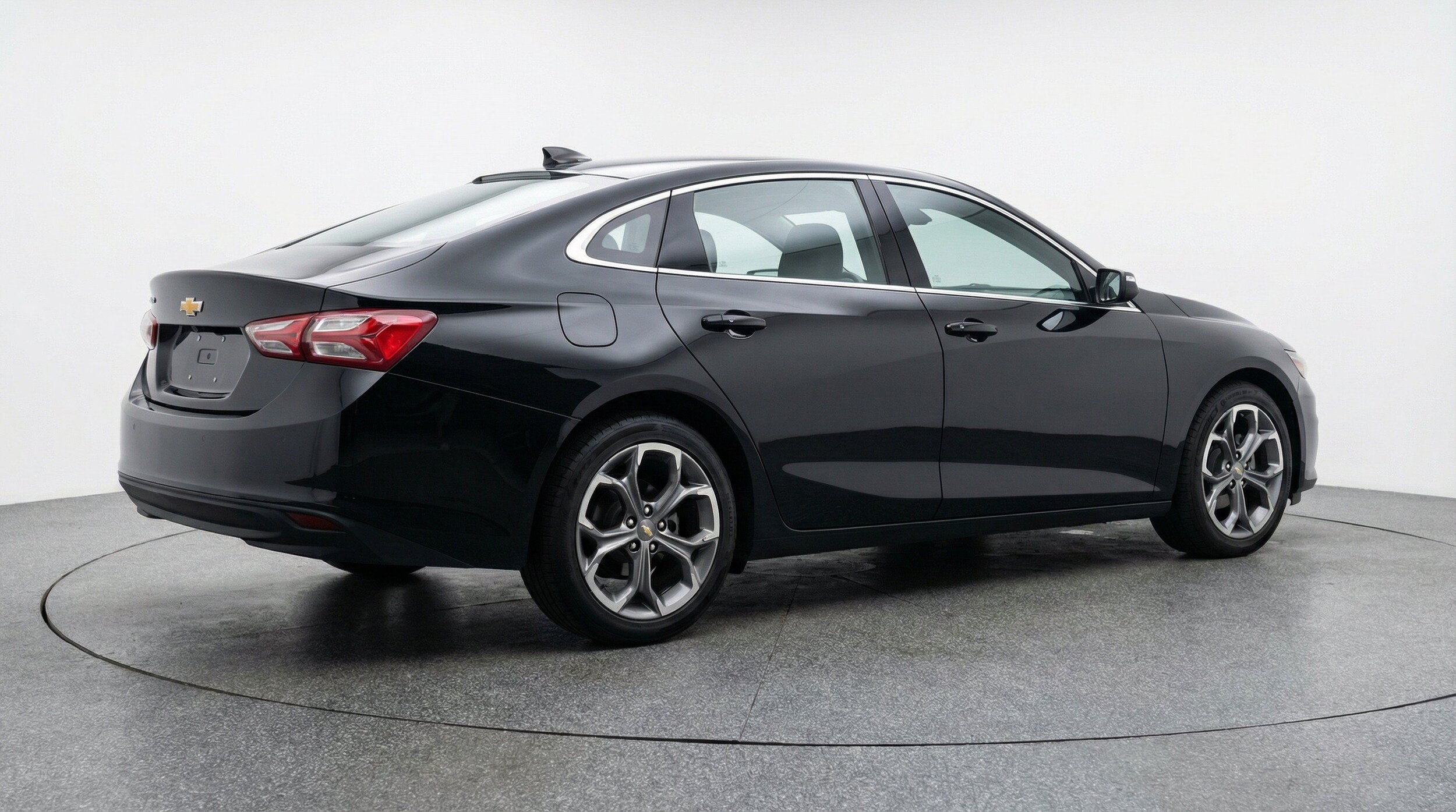Thumbnail: 2024 Chevrolet Malibu - 9