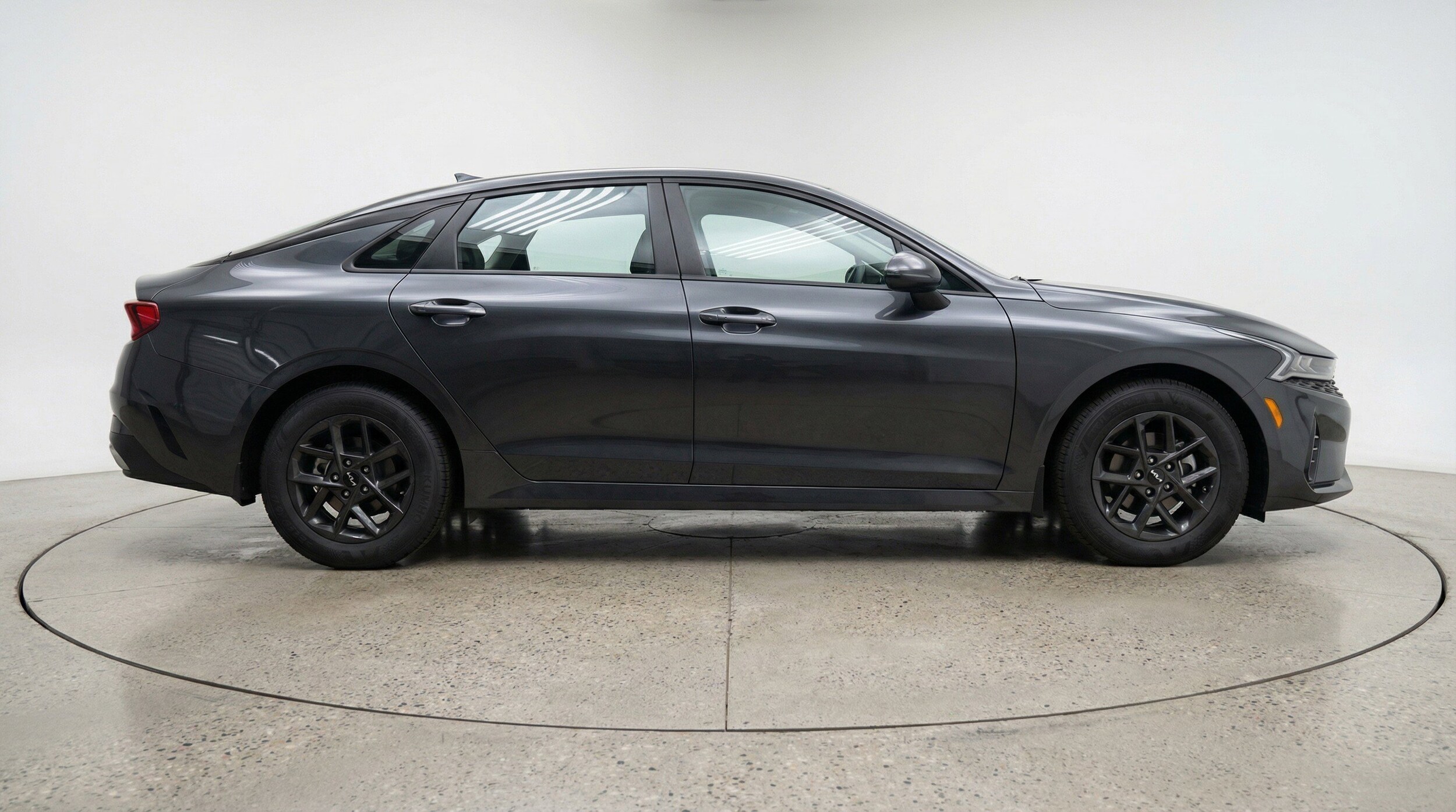 Thumbnail: 2025 Kia K5 - 11