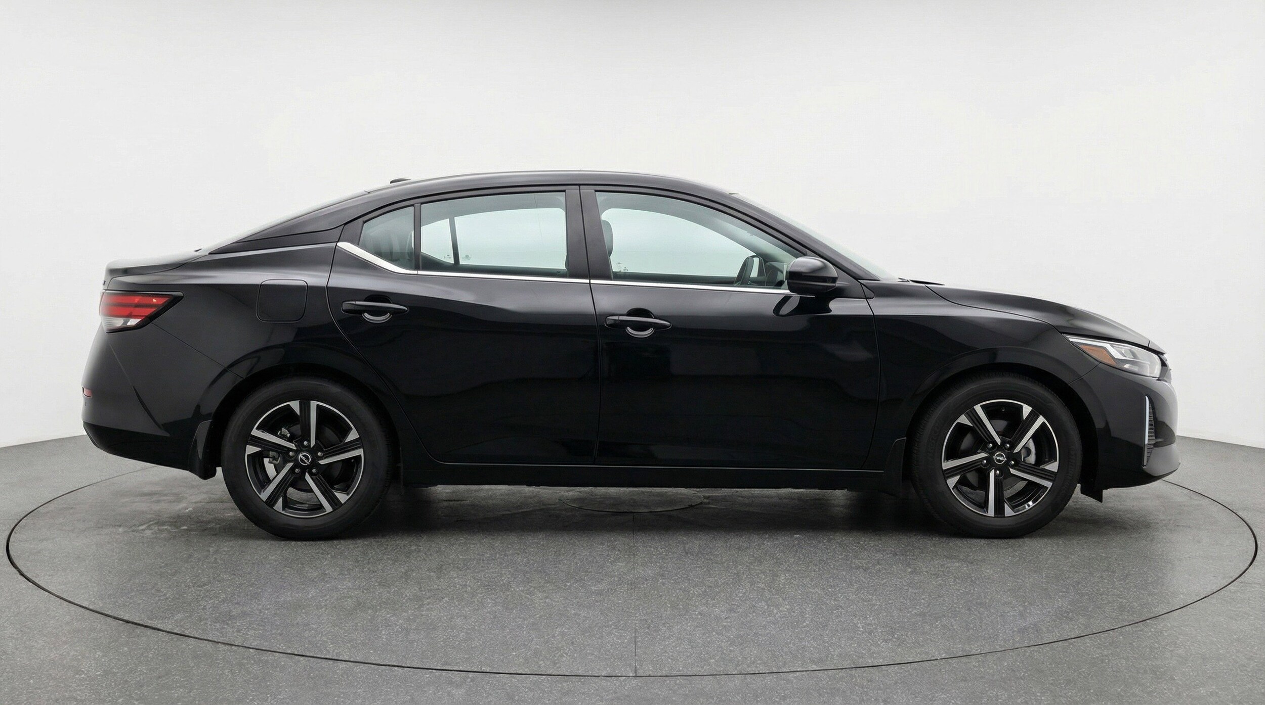 Thumbnail: 2025 Nissan Sentra - 11