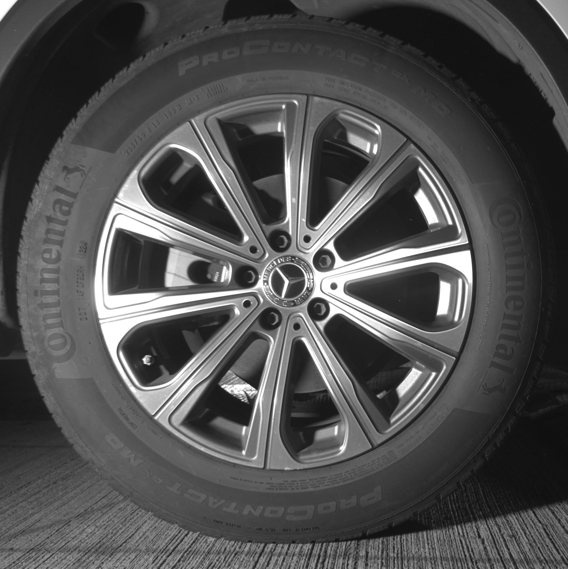 Thumbnail: 2024 Mercedes-Benz GLC - 13