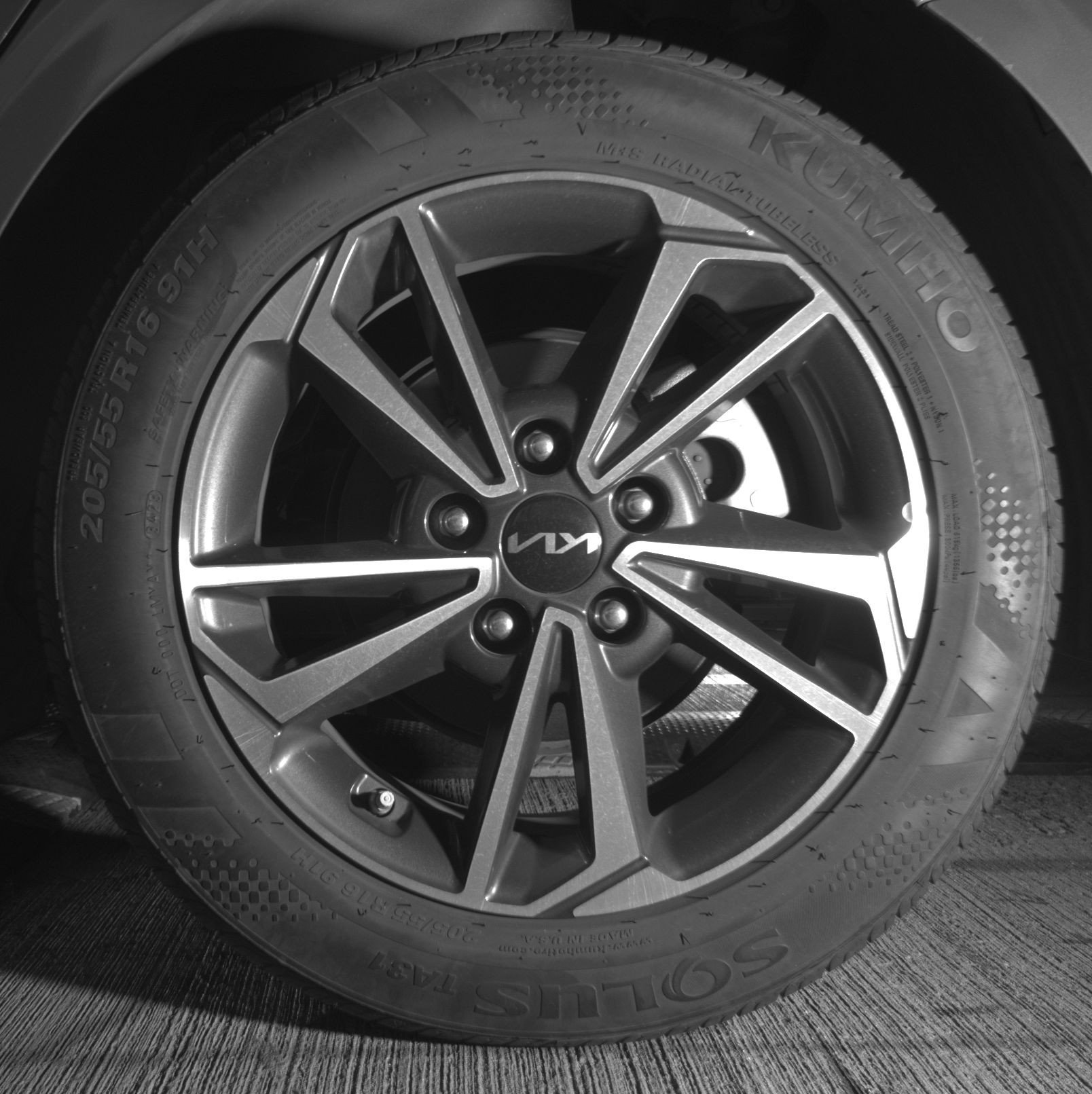 Thumbnail: 2024 Kia Forte - 14