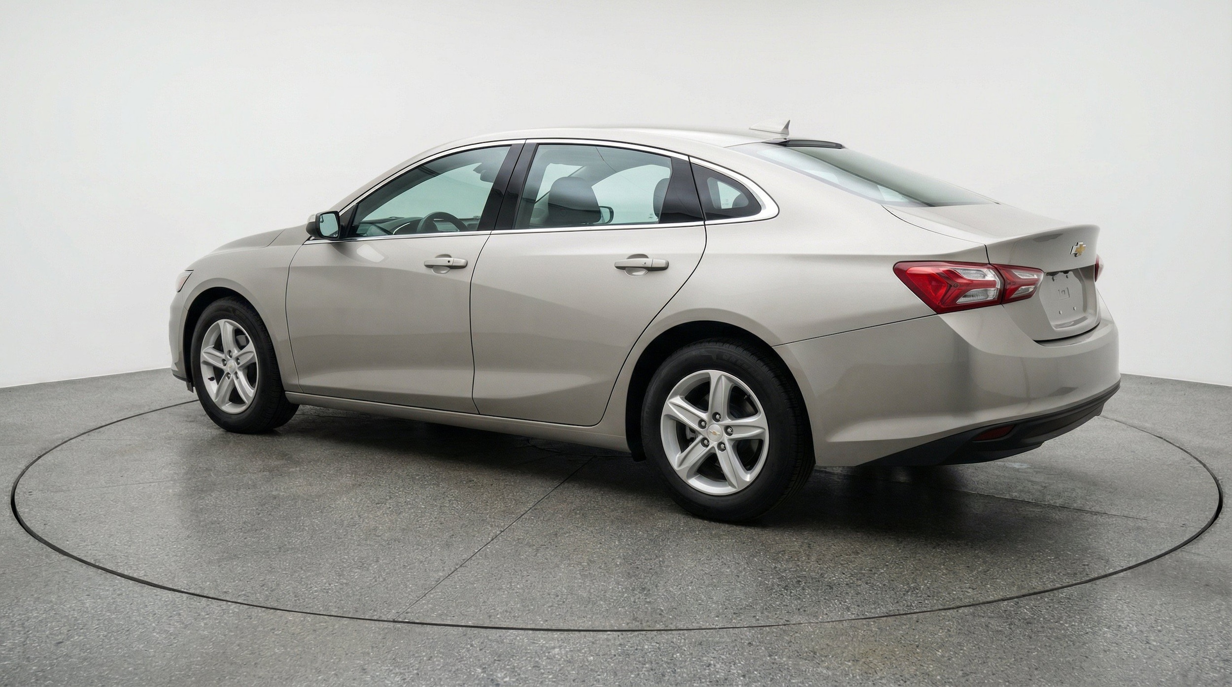 Thumbnail: 2024 Chevrolet Malibu - 6