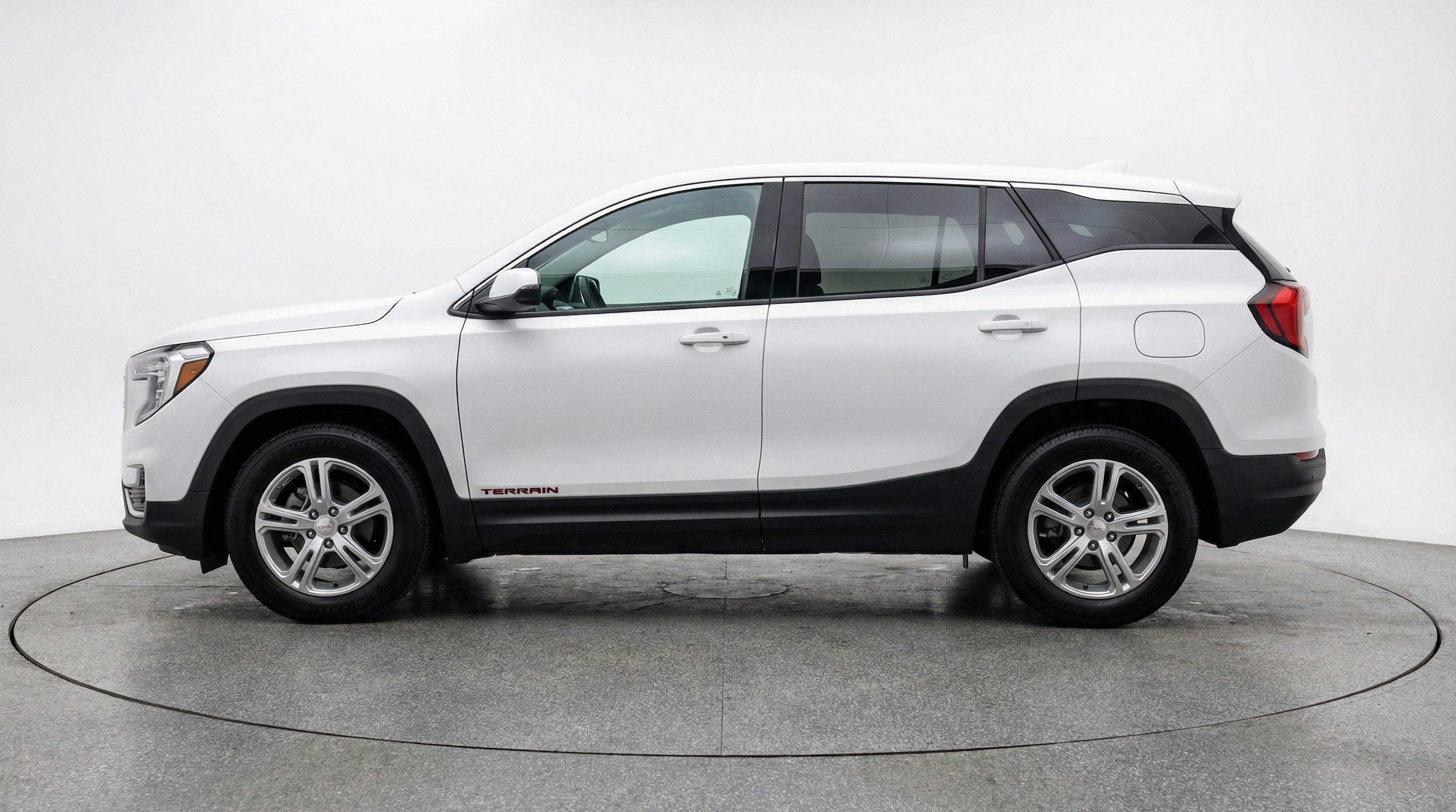 Thumbnail: 2024 GMC Terrain - 5