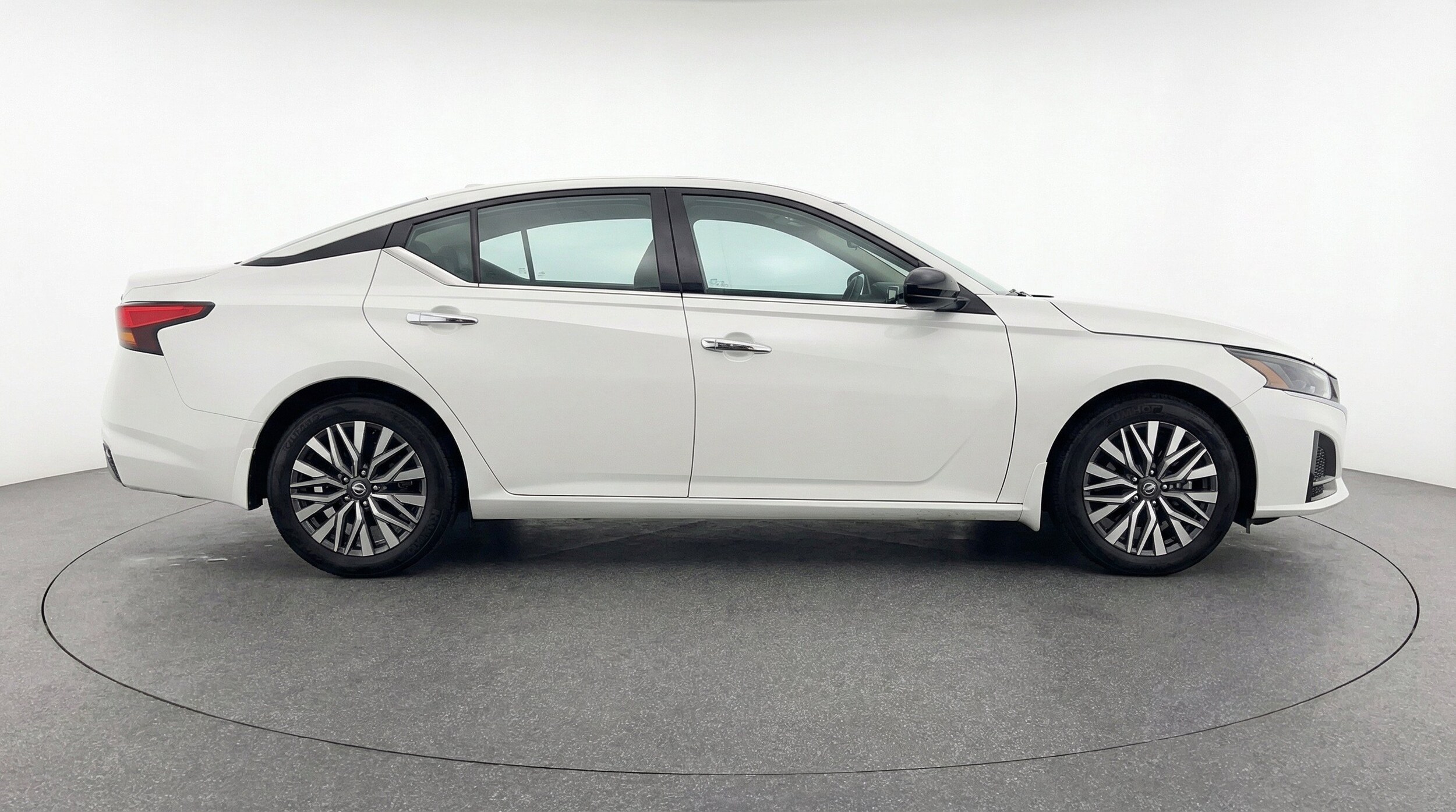 Thumbnail: 2025 Nissan Altima - 11