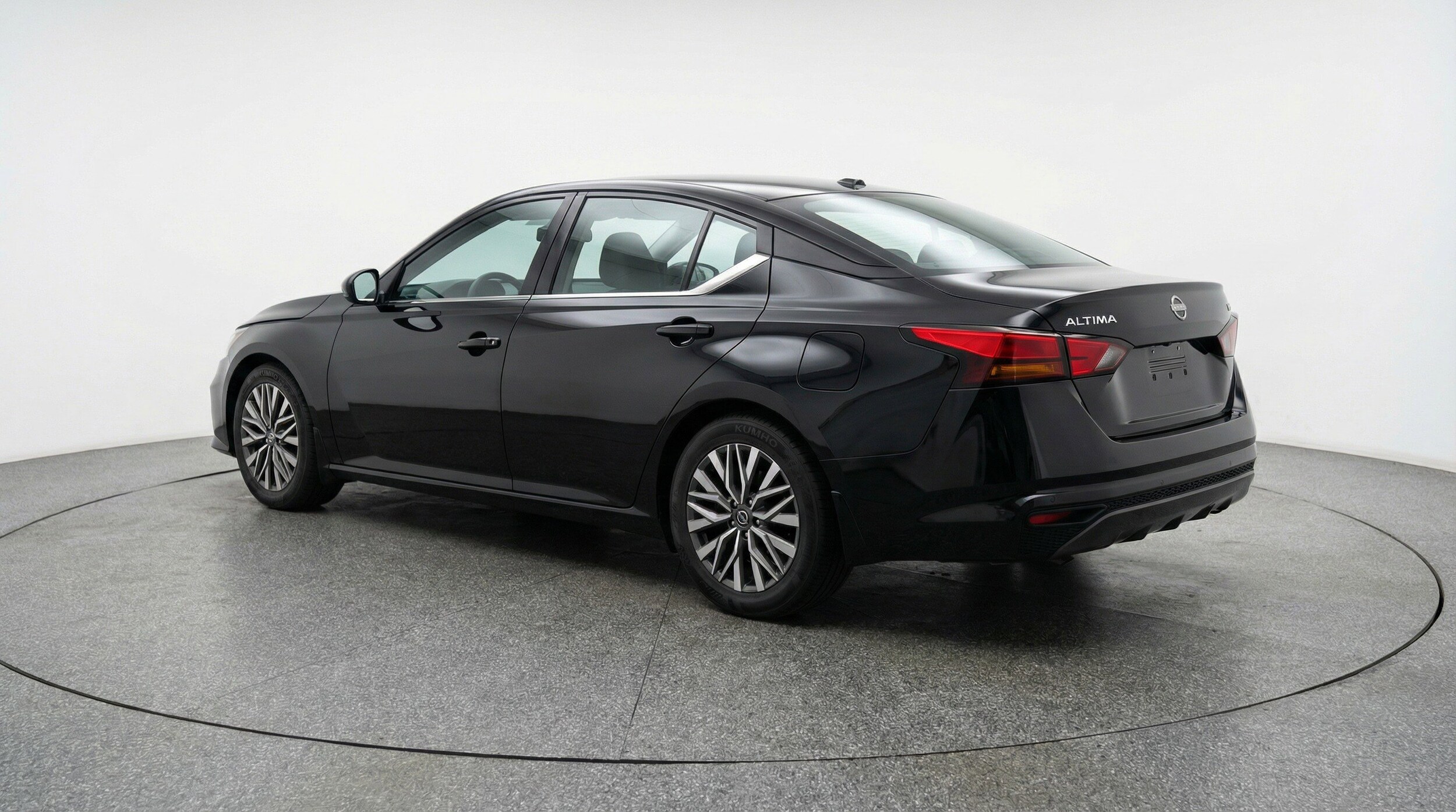 Thumbnail: 2025 Nissan Altima - 6