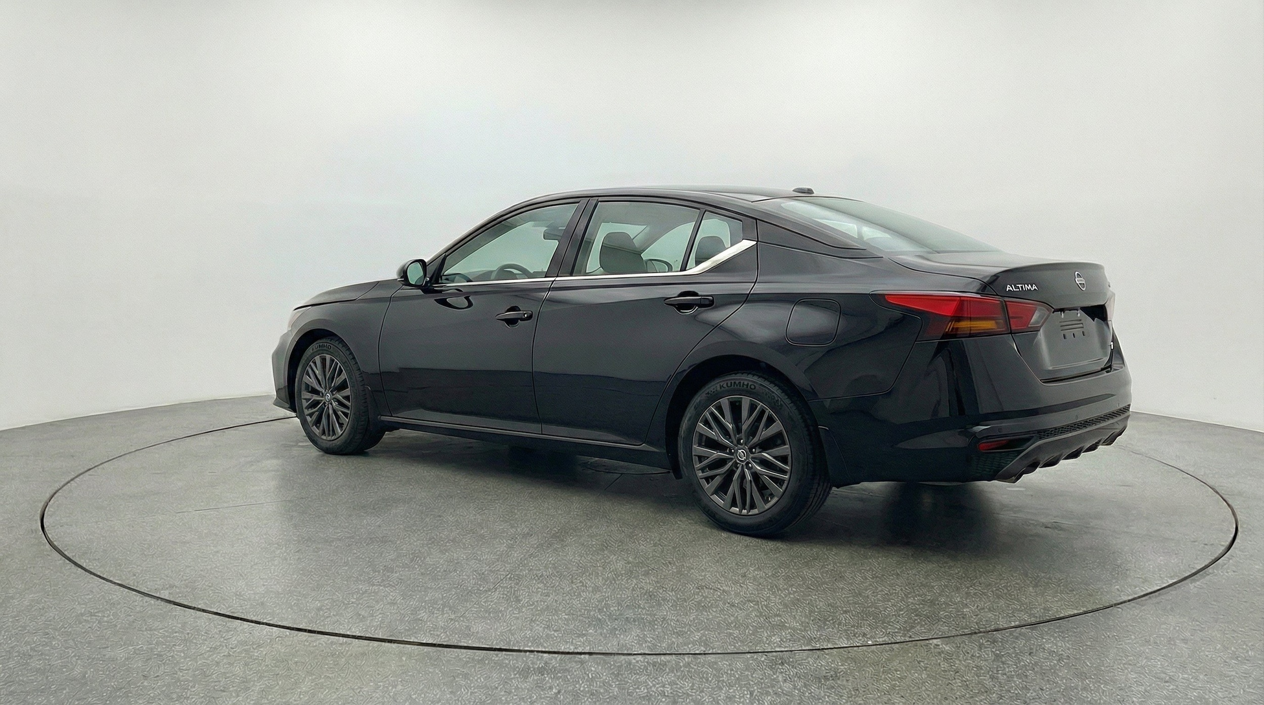 Thumbnail: 2025 Nissan Altima - 6