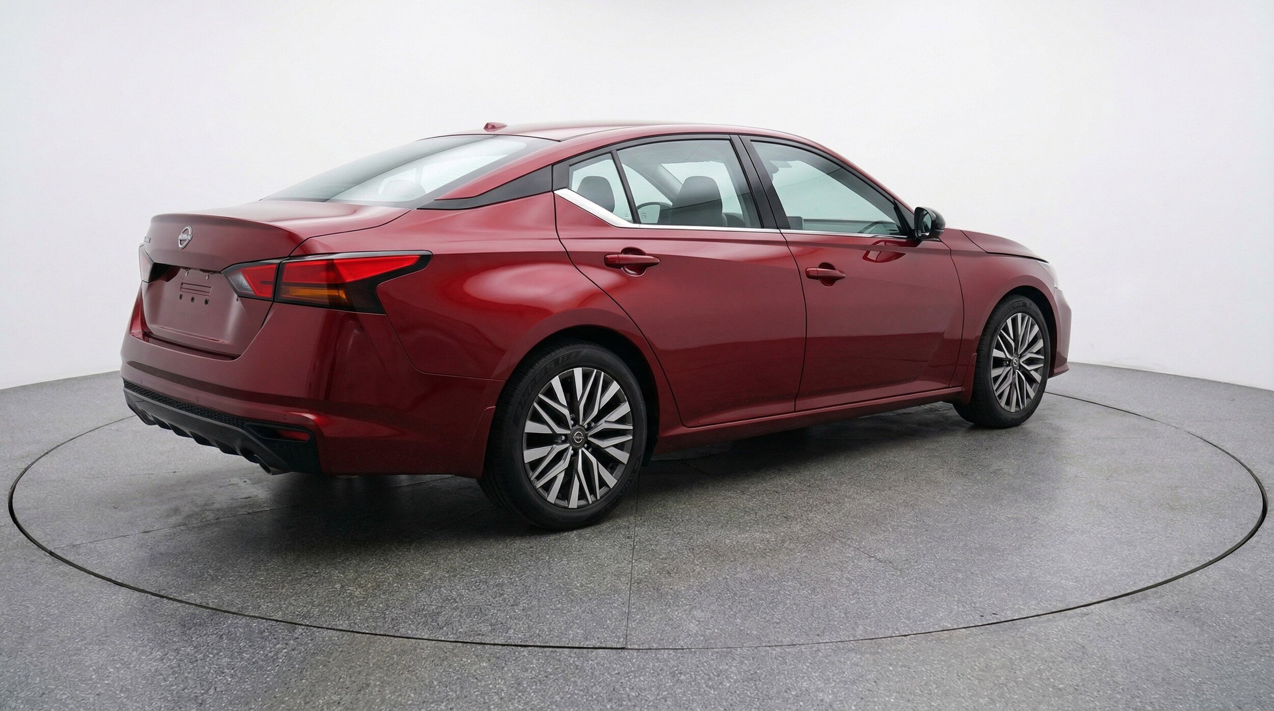 Thumbnail: 2025 Nissan Altima - 9