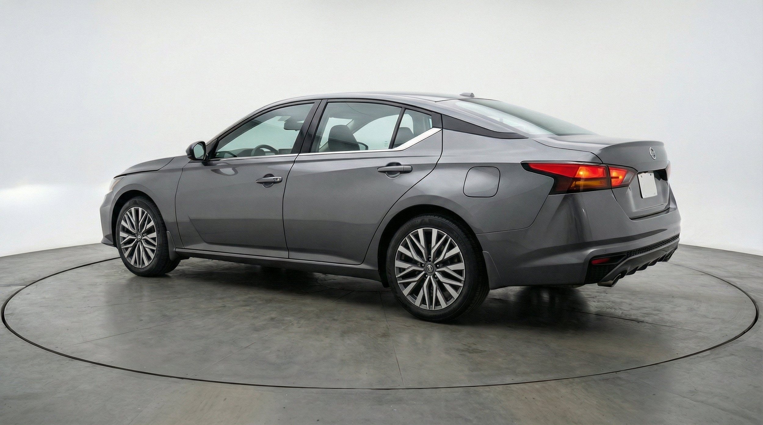 Thumbnail: 2025 Nissan Altima - 6
