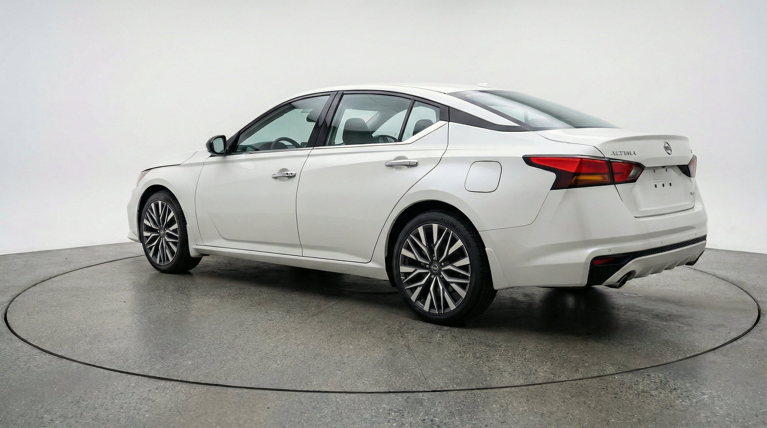 Thumbnail: 2025 Nissan Altima - 6
