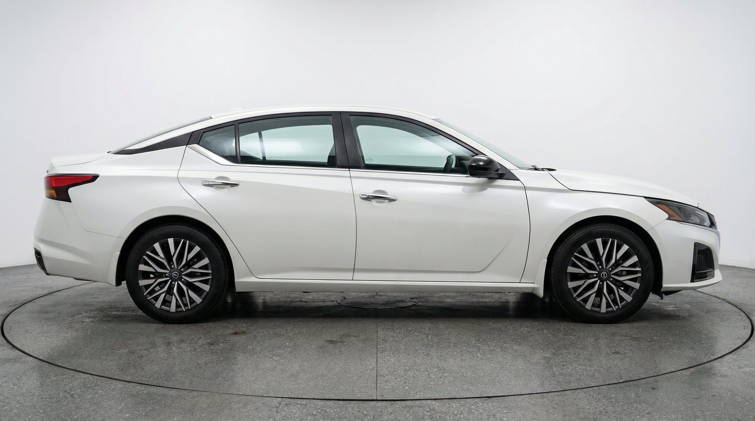 Thumbnail: 2025 Nissan Altima - 11