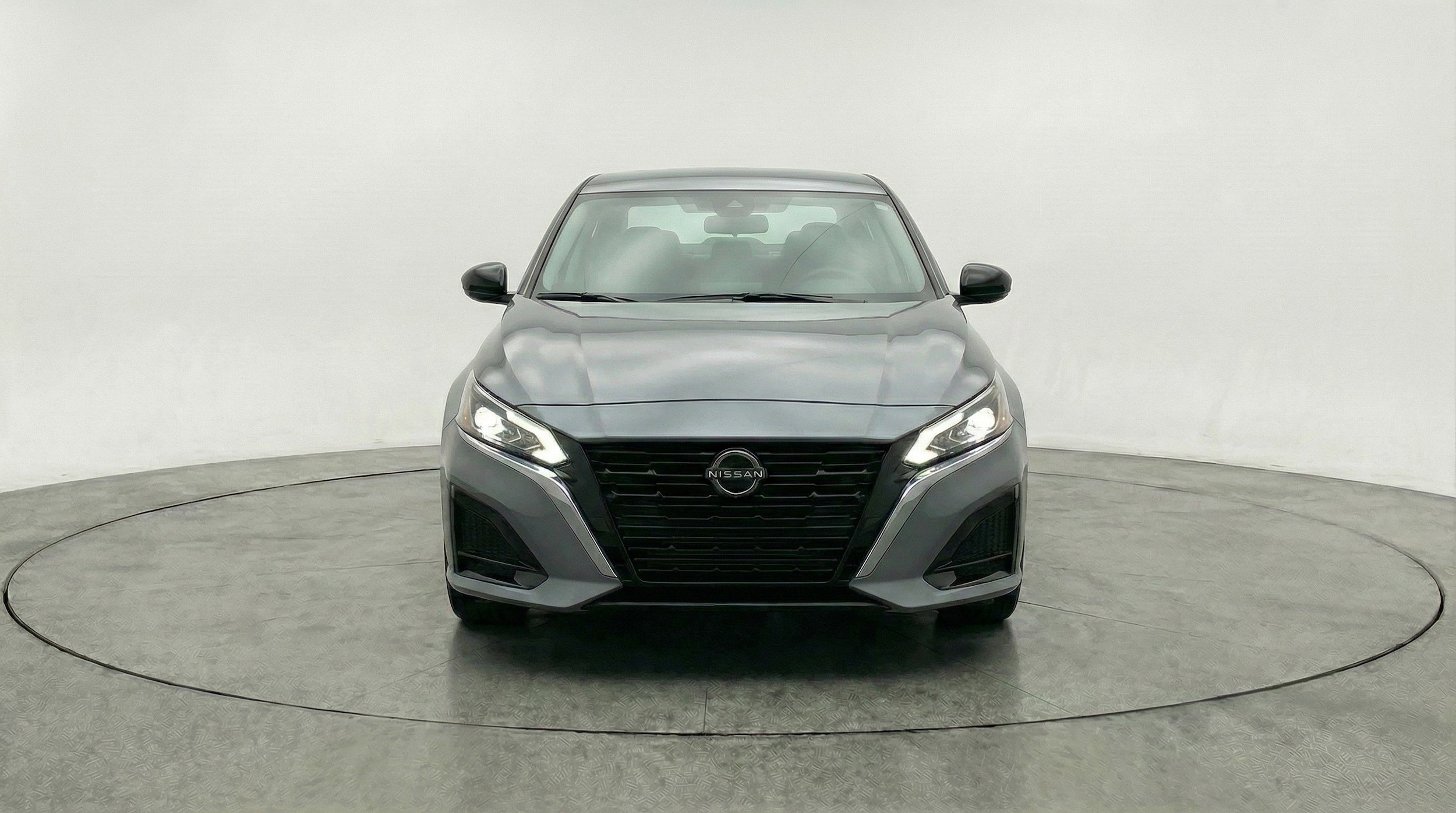 Thumbnail: 2025 Nissan Altima - 2