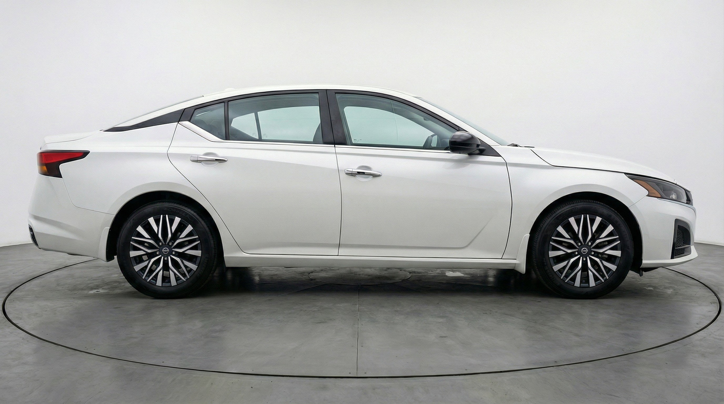 Thumbnail: 2025 Nissan Altima - 11