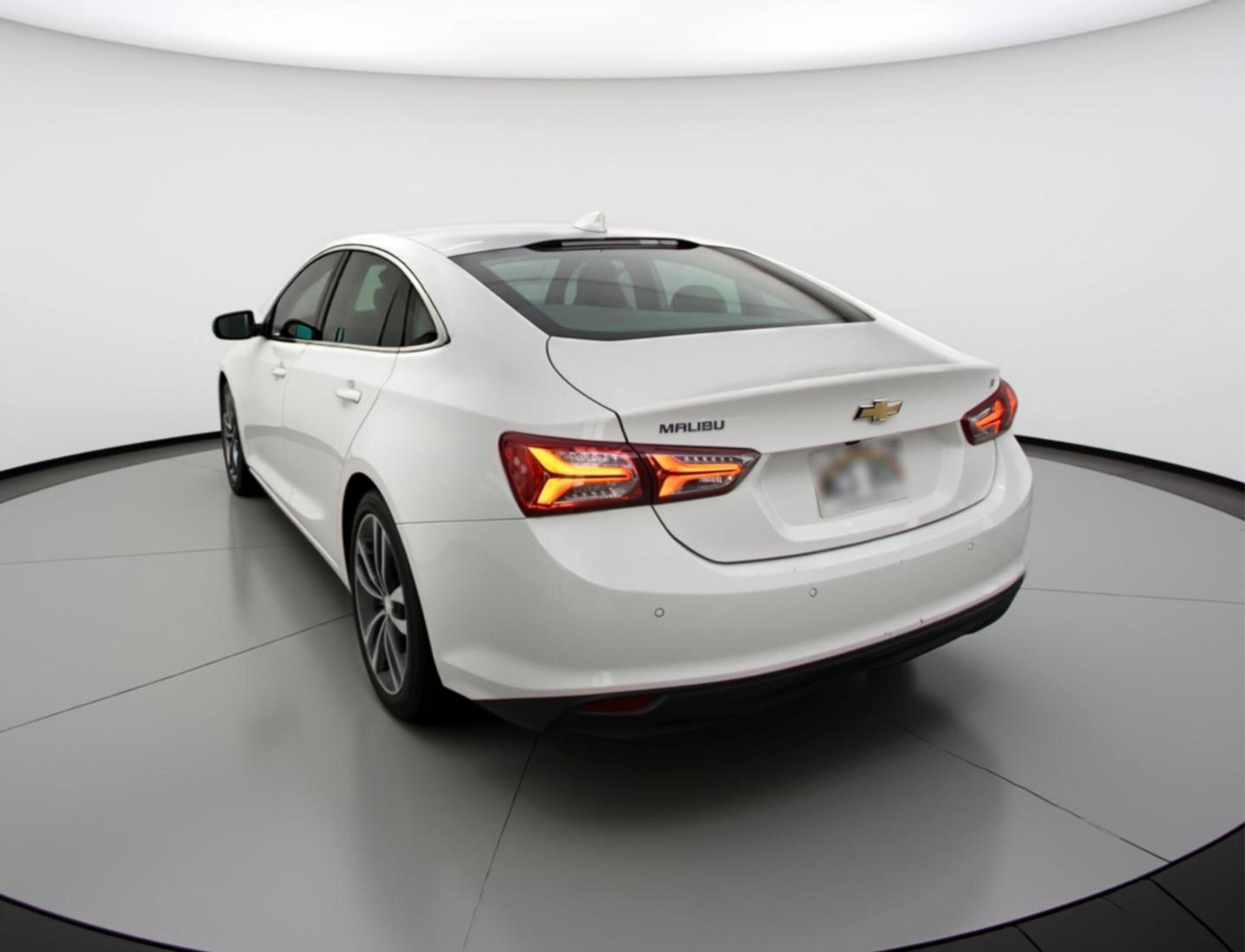 Thumbnail: 2024 Chevrolet Malibu - 6