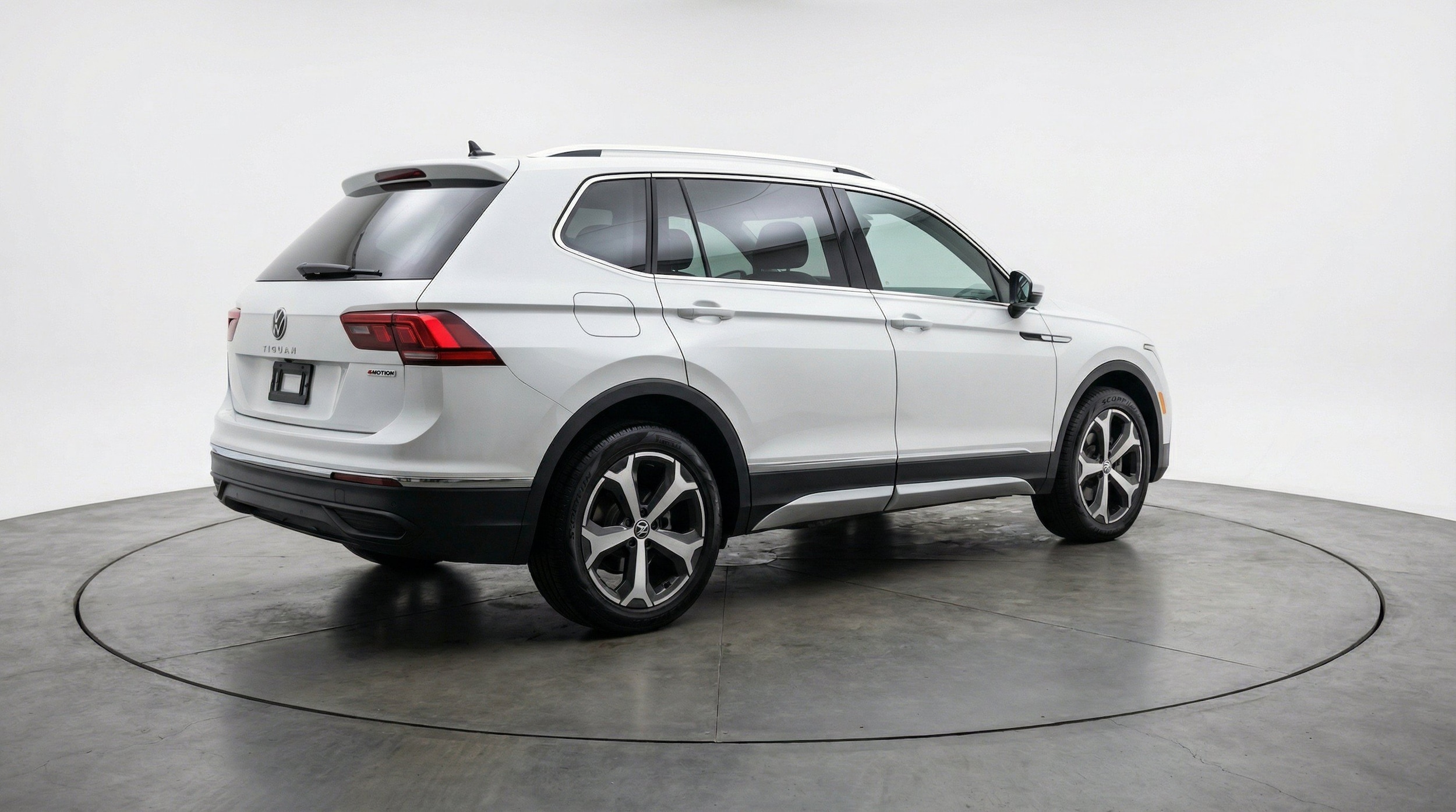 Thumbnail: 2026 Volkswagen Tiguan - 9