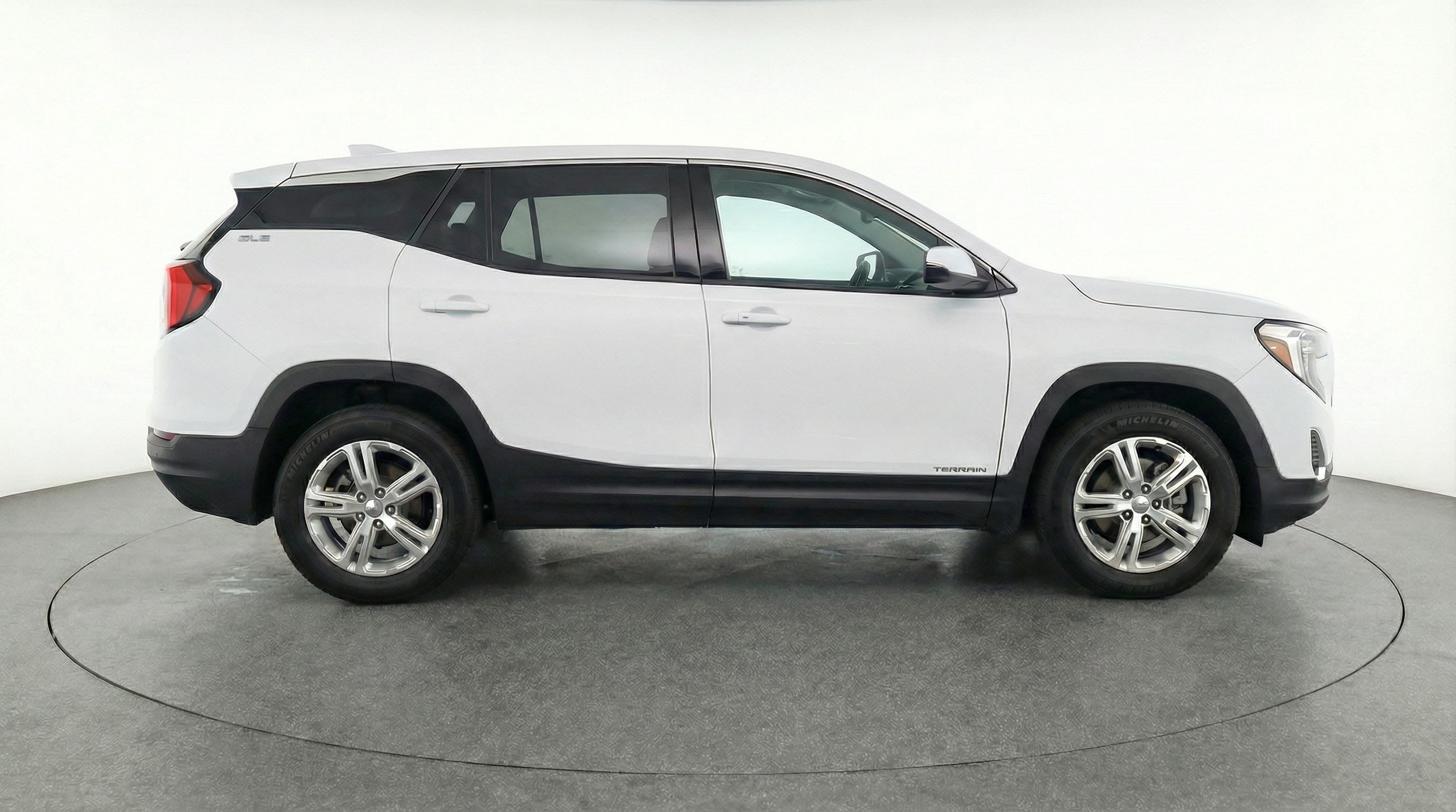 Thumbnail: 2024 GMC Terrain - 8