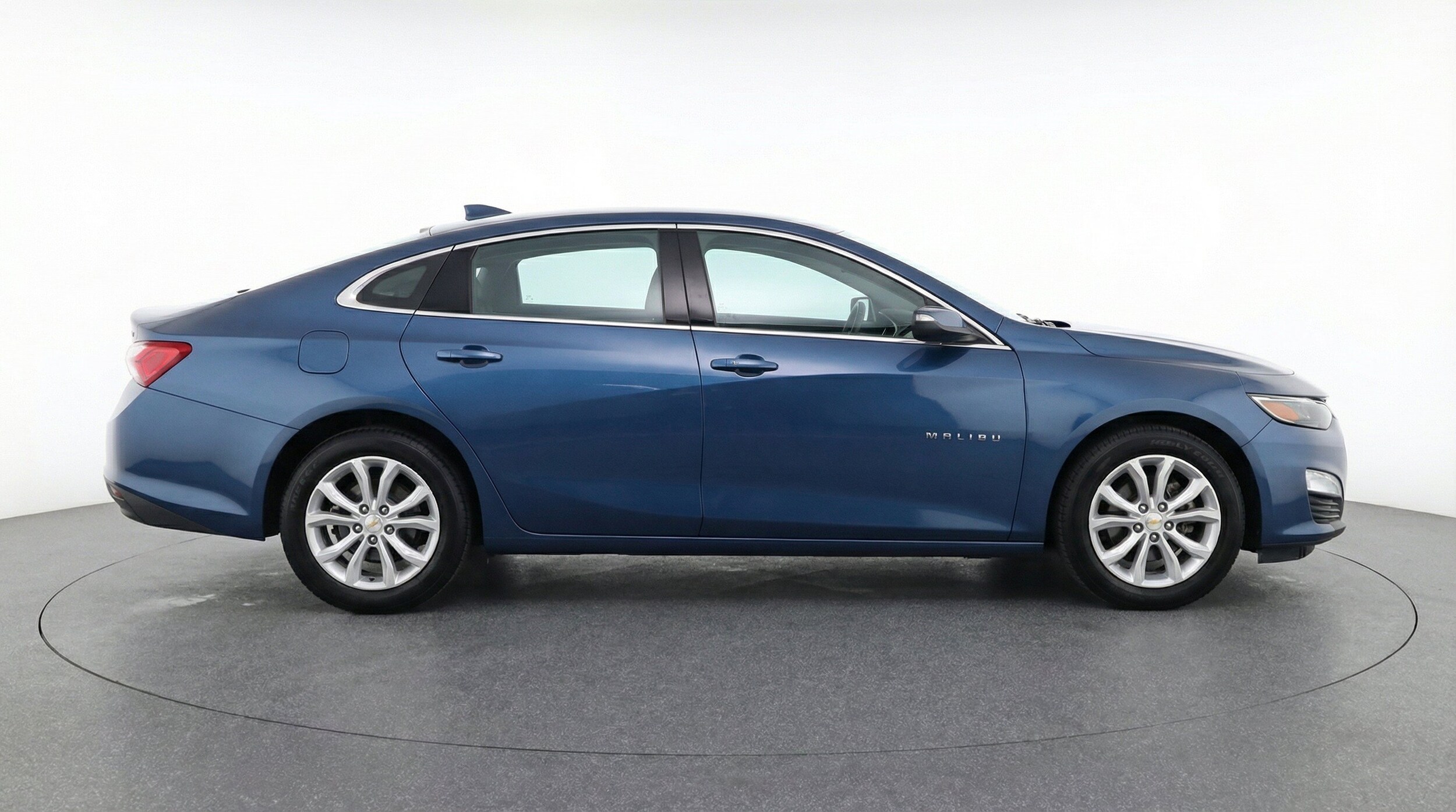 Thumbnail: 2024 Chevrolet Malibu - 11