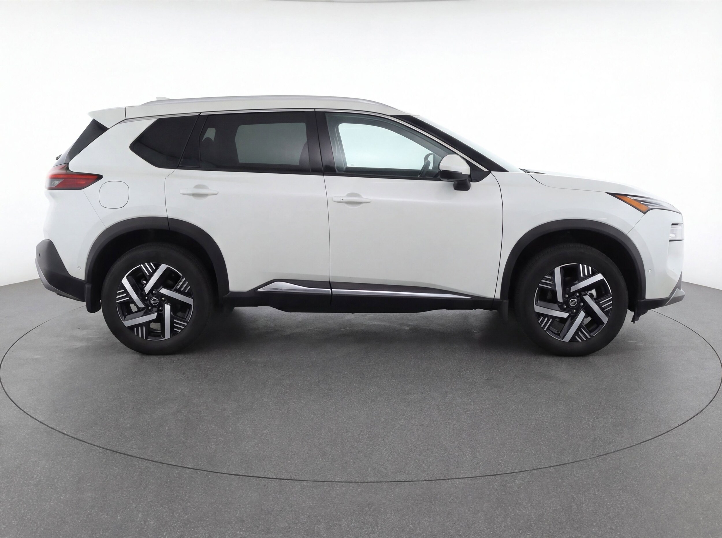Thumbnail: 2025 Nissan Kicks - 11
