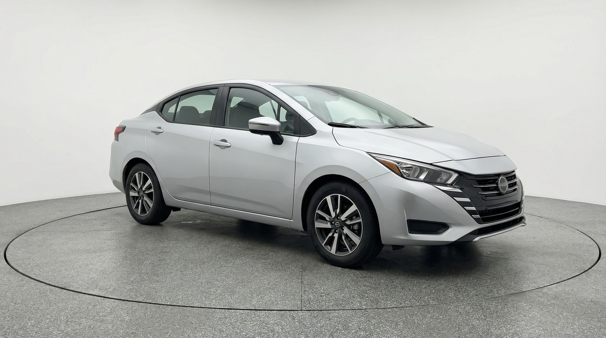 2025 Nissan Versa Sedan SV