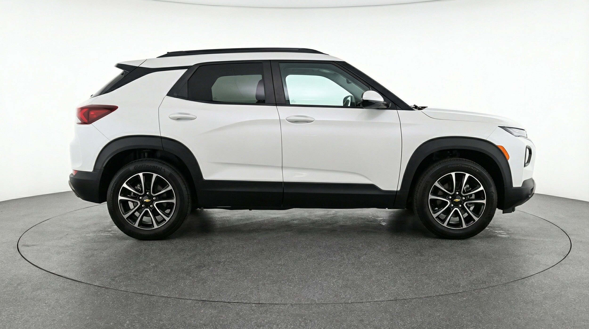 Thumbnail: 2025 Chevrolet TrailBlazer - 11