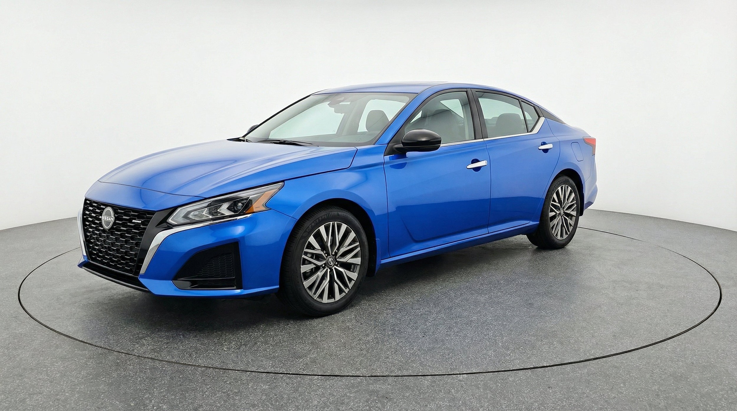 Thumbnail: 2025 Nissan Altima - 3