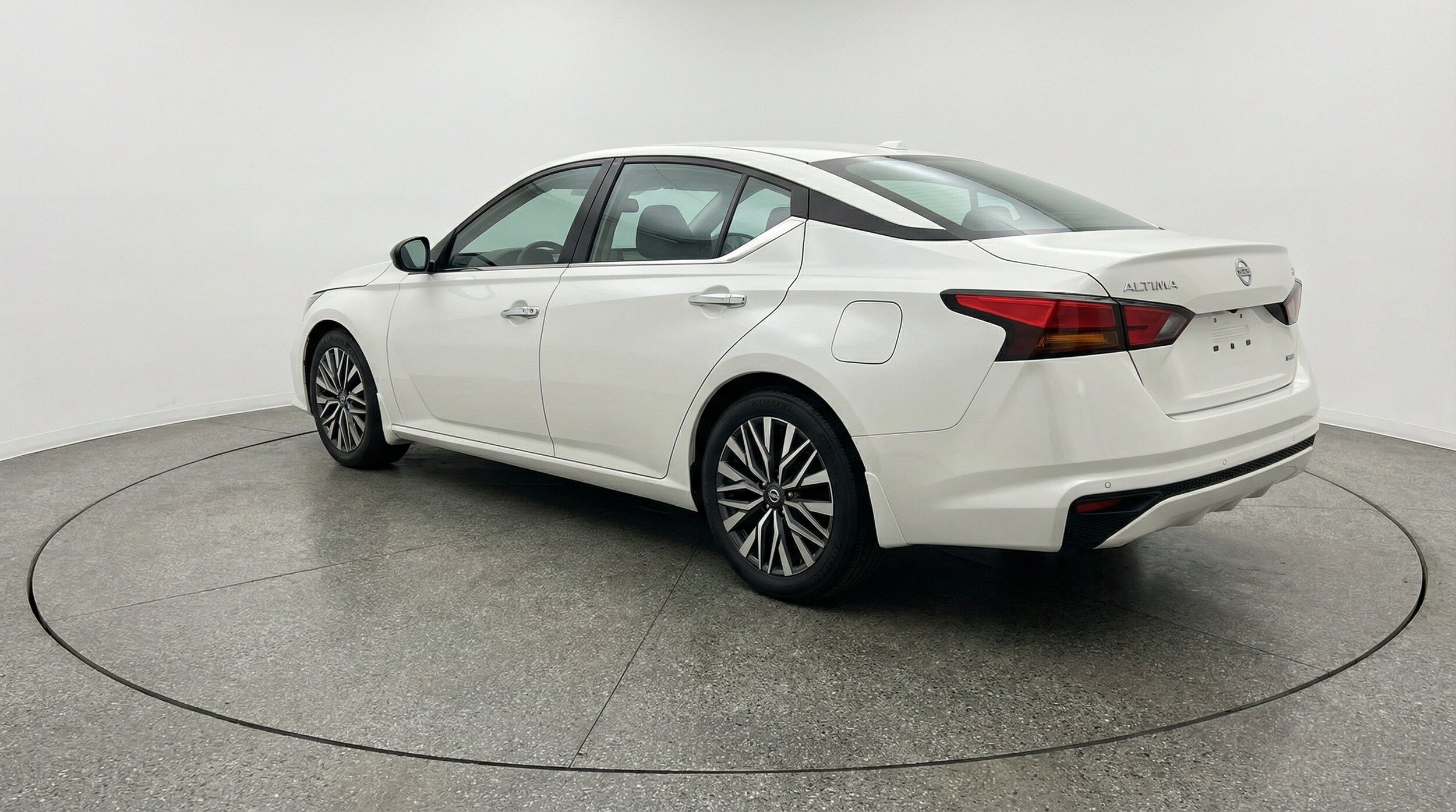 Thumbnail: 2025 Nissan Altima - 6