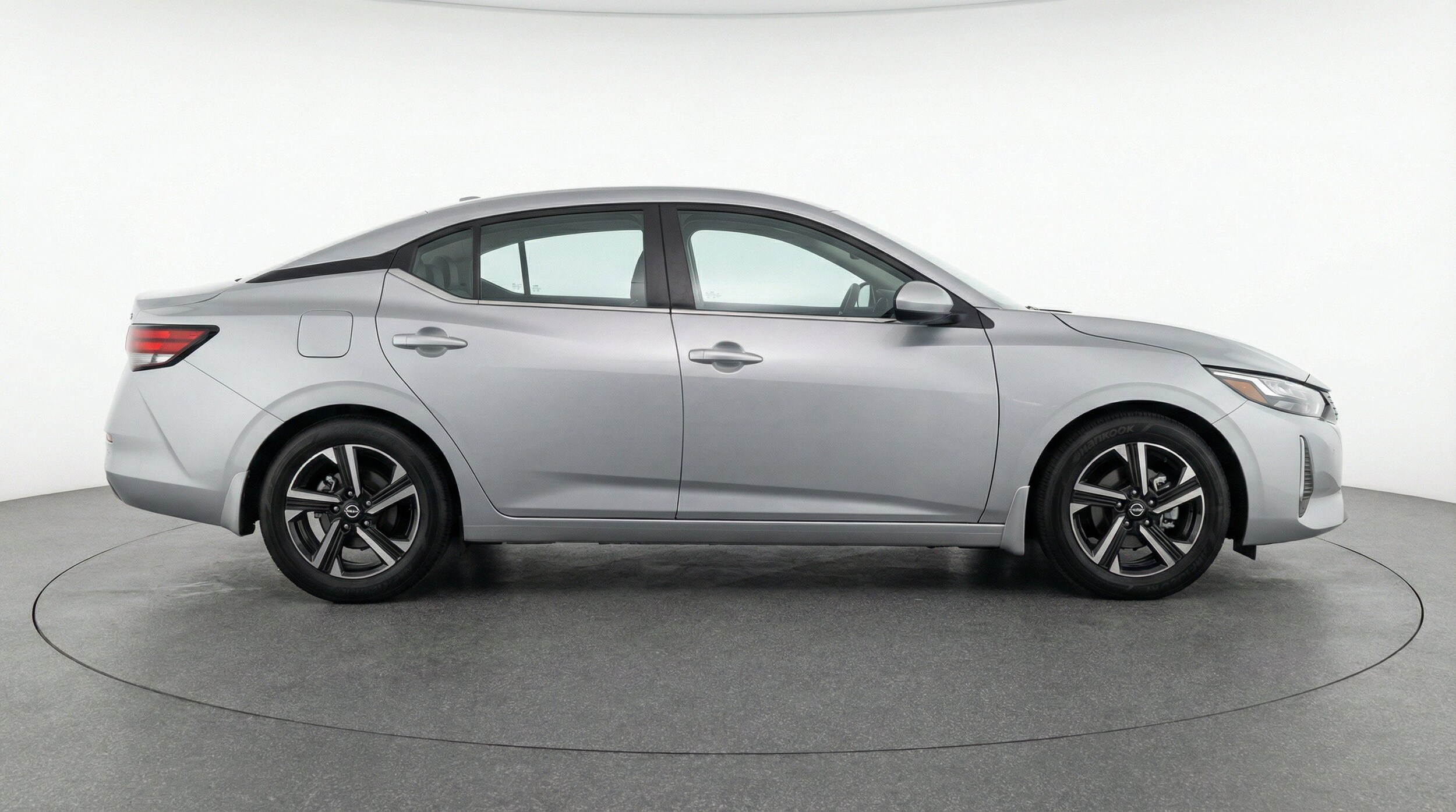 Thumbnail: 2025 Nissan Sentra - 11