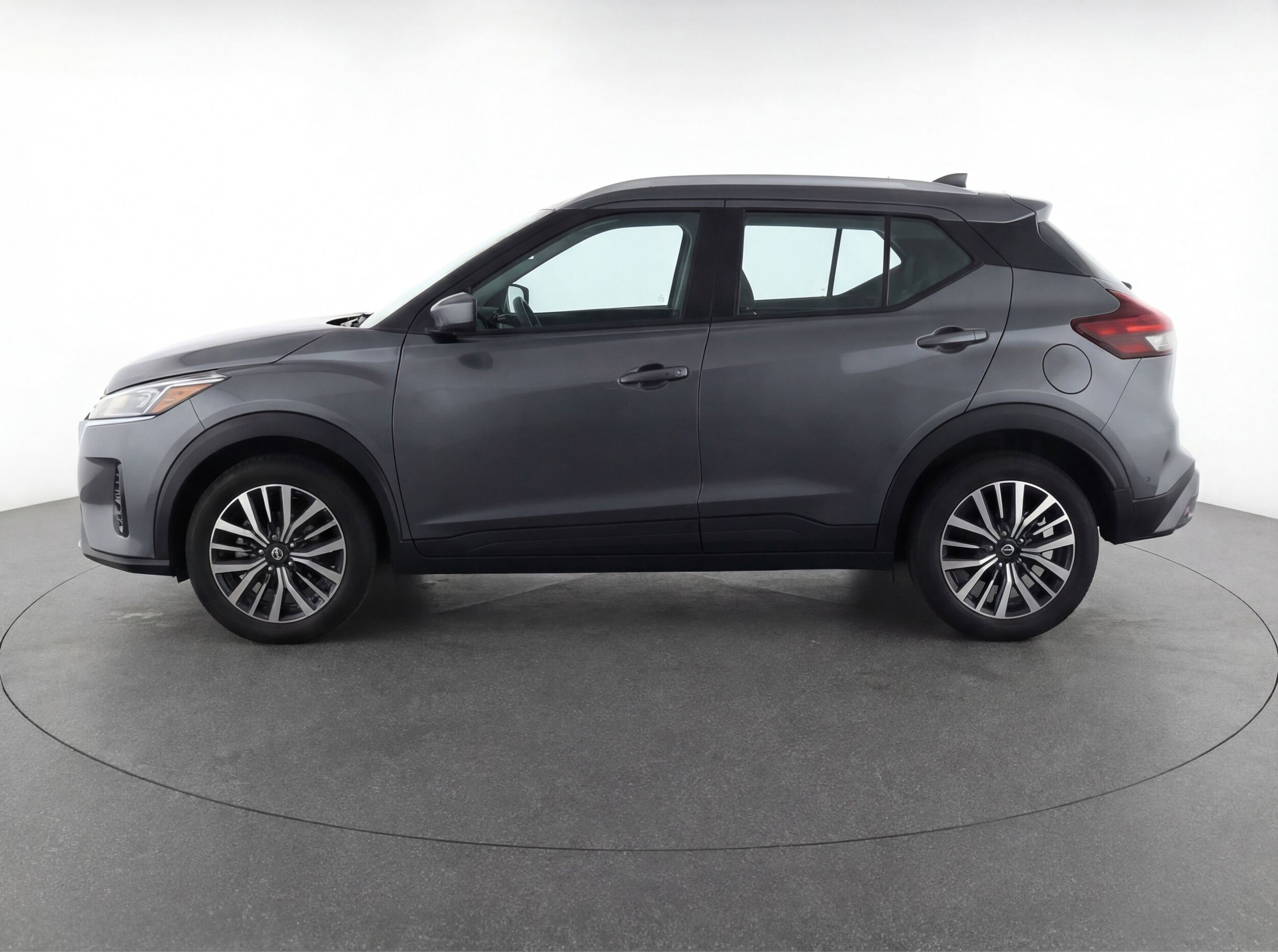 Thumbnail: 2024 Nissan Kicks - 5