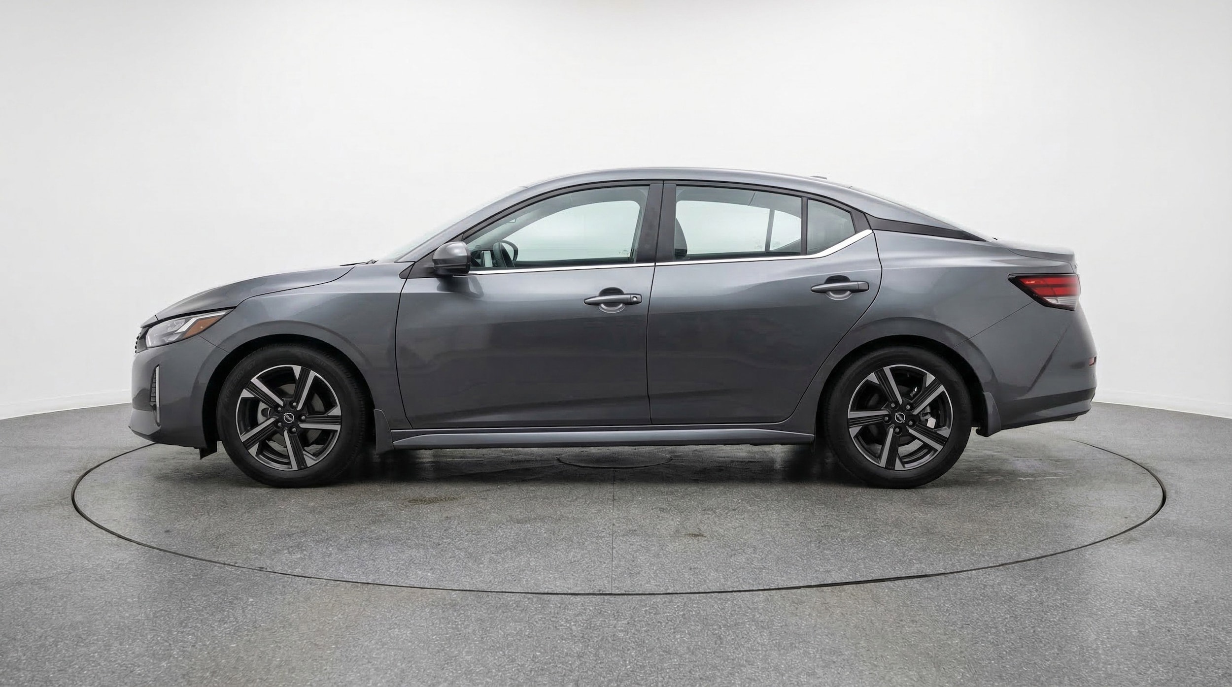 Thumbnail: 2025 Nissan Sentra - 5