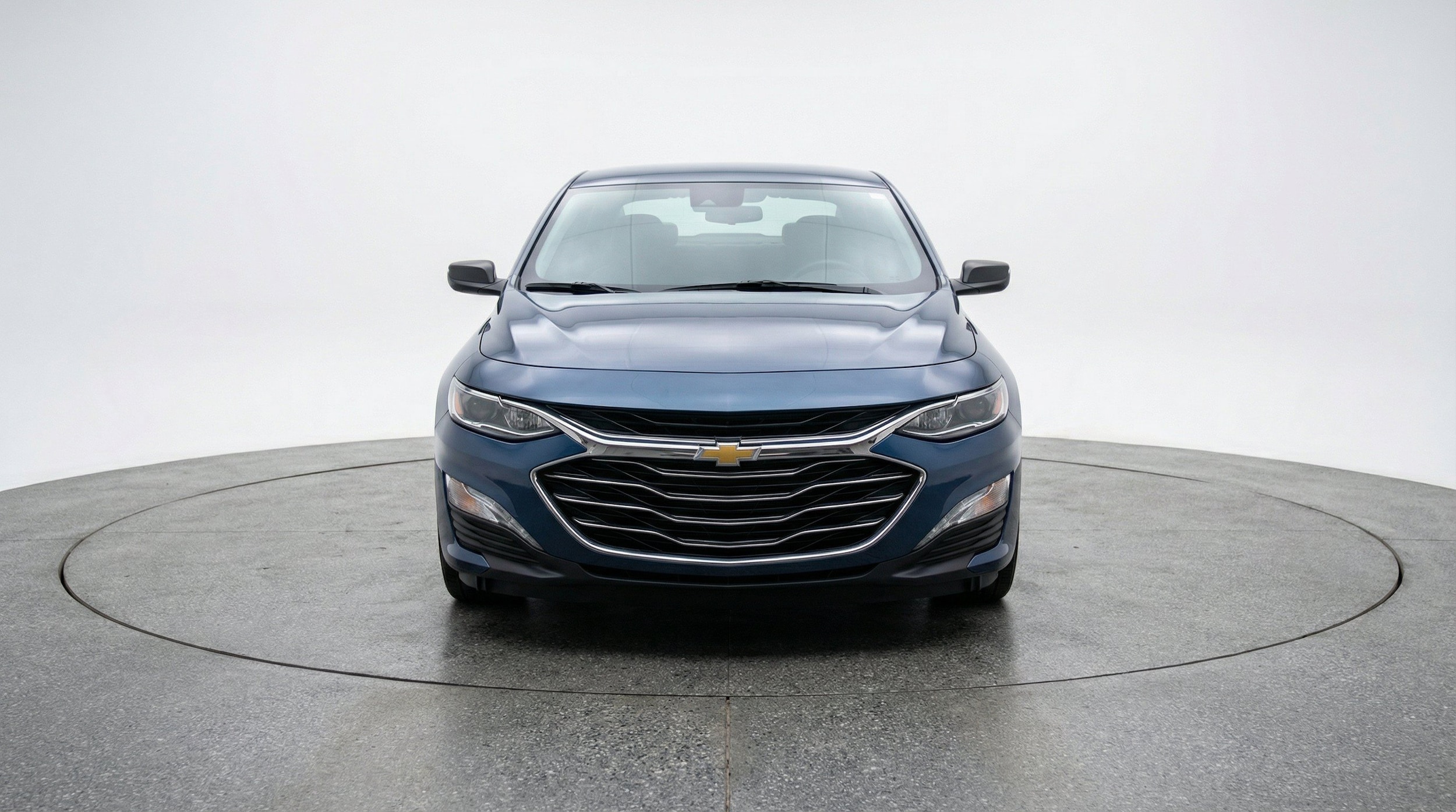 Thumbnail: 2024 Chevrolet Malibu - 2