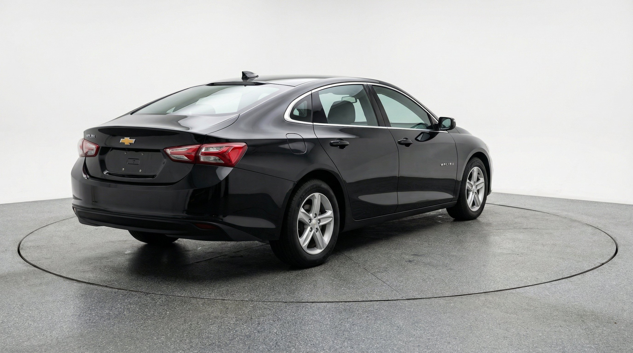 Thumbnail: 2024 Chevrolet Malibu - 9