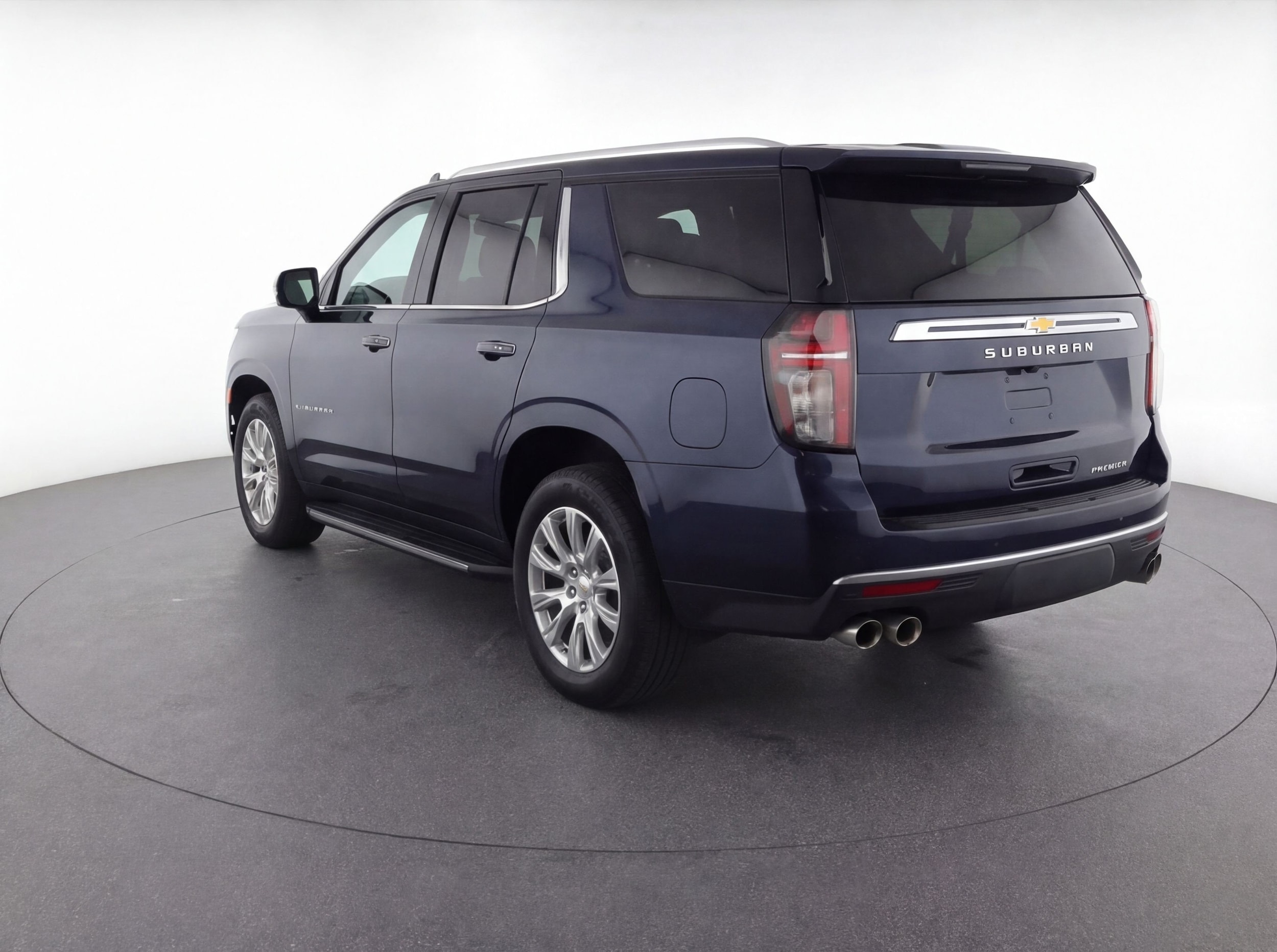 Thumbnail: 2023 Chevrolet Suburban - 6