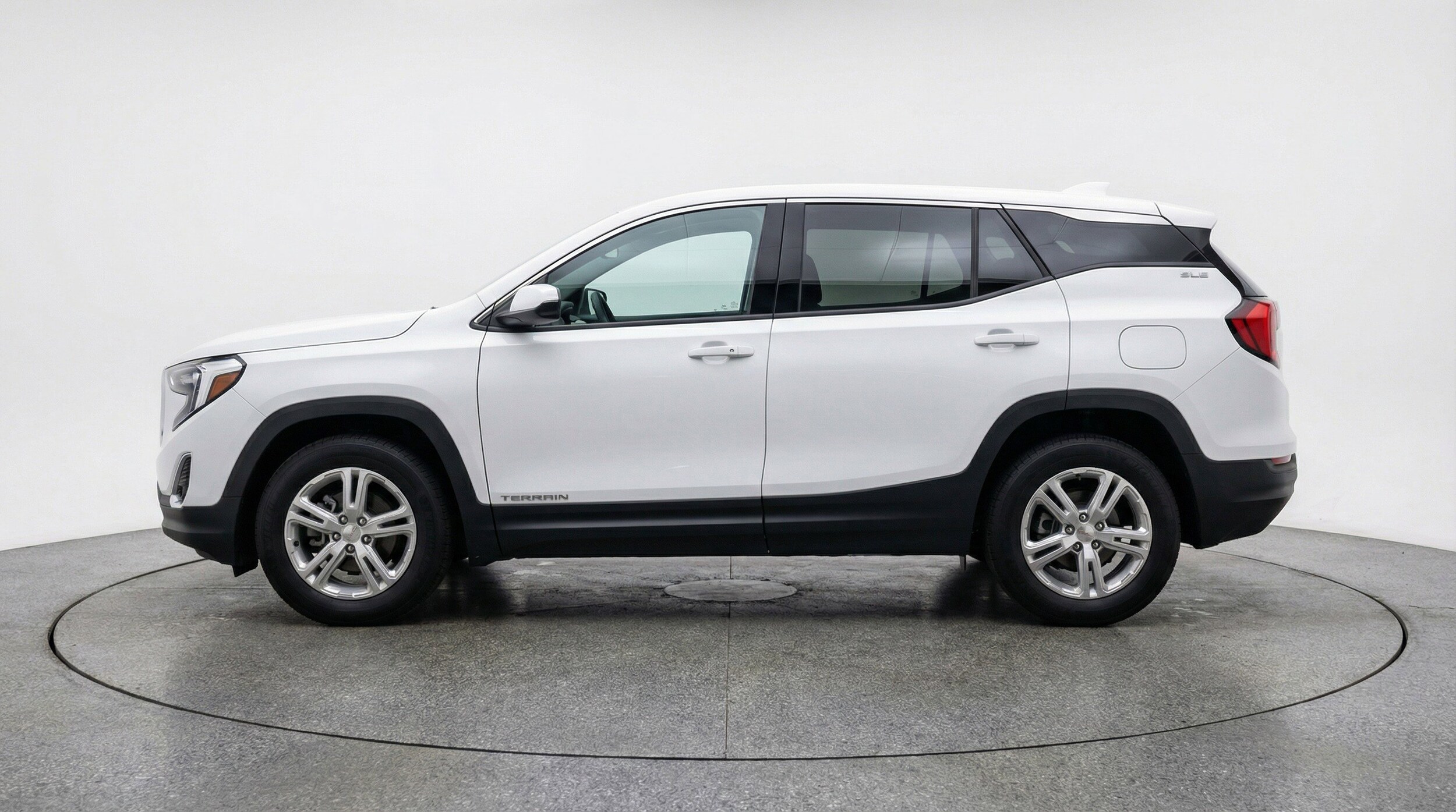 Thumbnail: 2024 GMC Terrain - 5