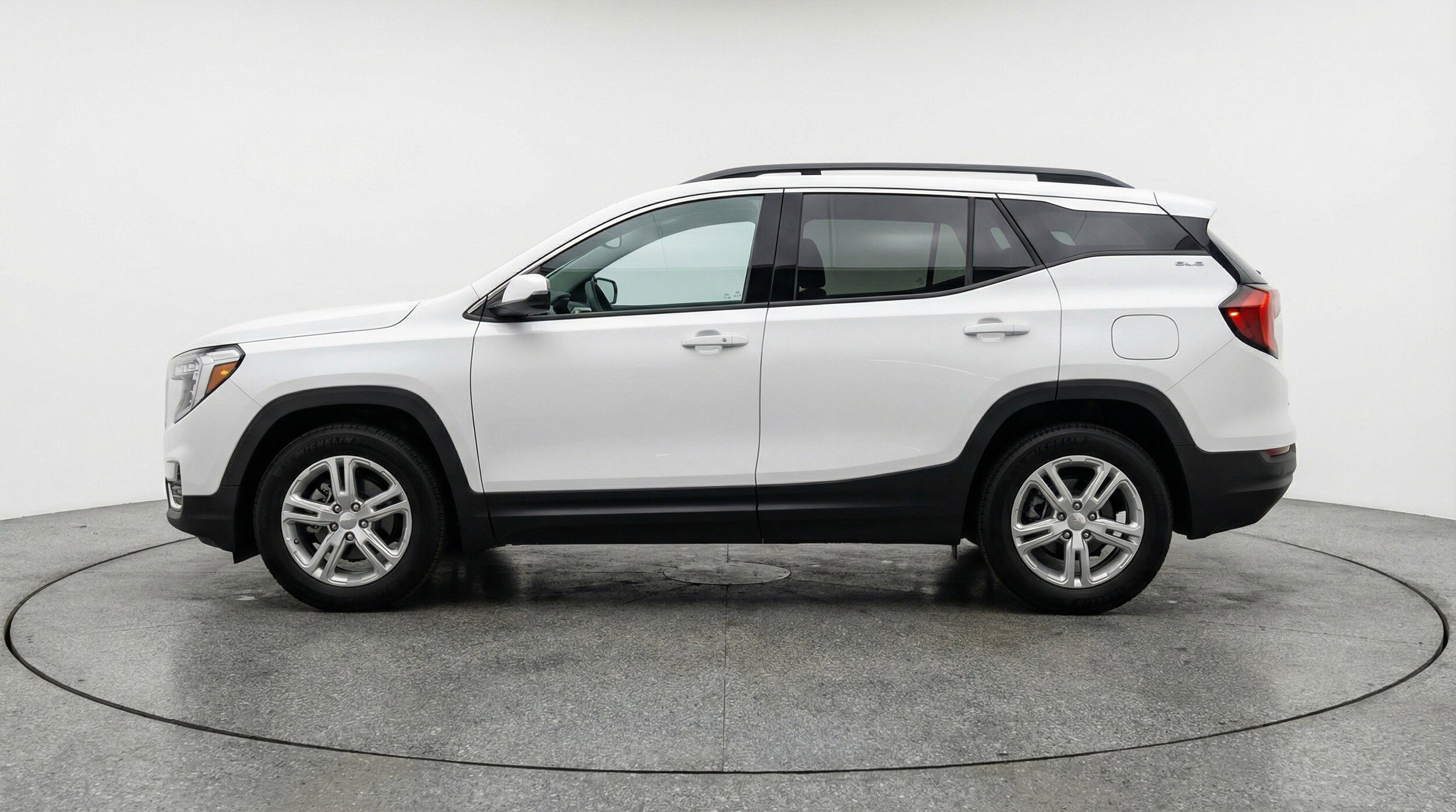 Thumbnail: 2024 GMC Terrain - 5